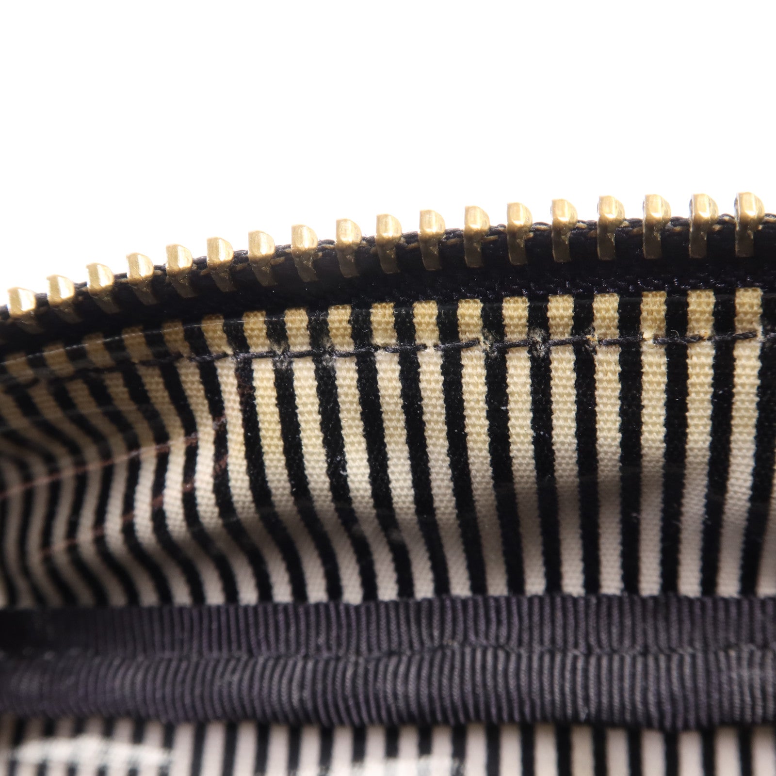 MARC BY MARC JACOBS 塗層帆布Pouch金扣手拿包