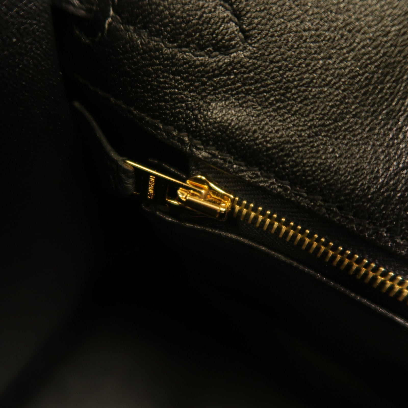 HERMES 【激減優惠】Clemence皮革Birkin 25金扣手挽袋Noir