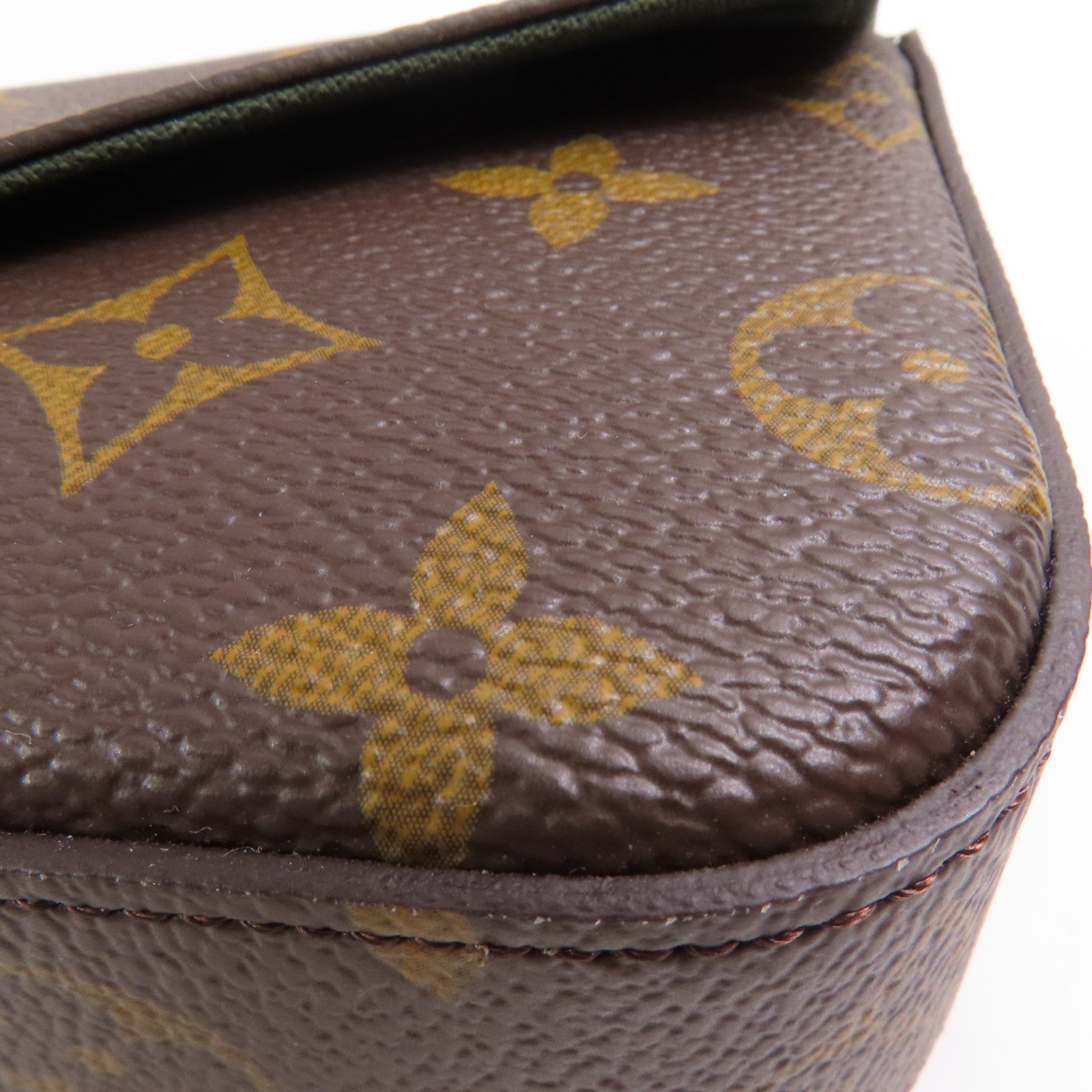 LOUIS VUITTON Monogram Felicie Strap & Go金扣肩背袋