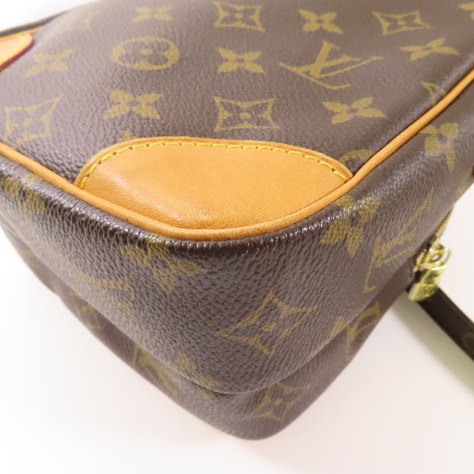 LOUIS VUITTON Monogram Amazon金扣肩背袋