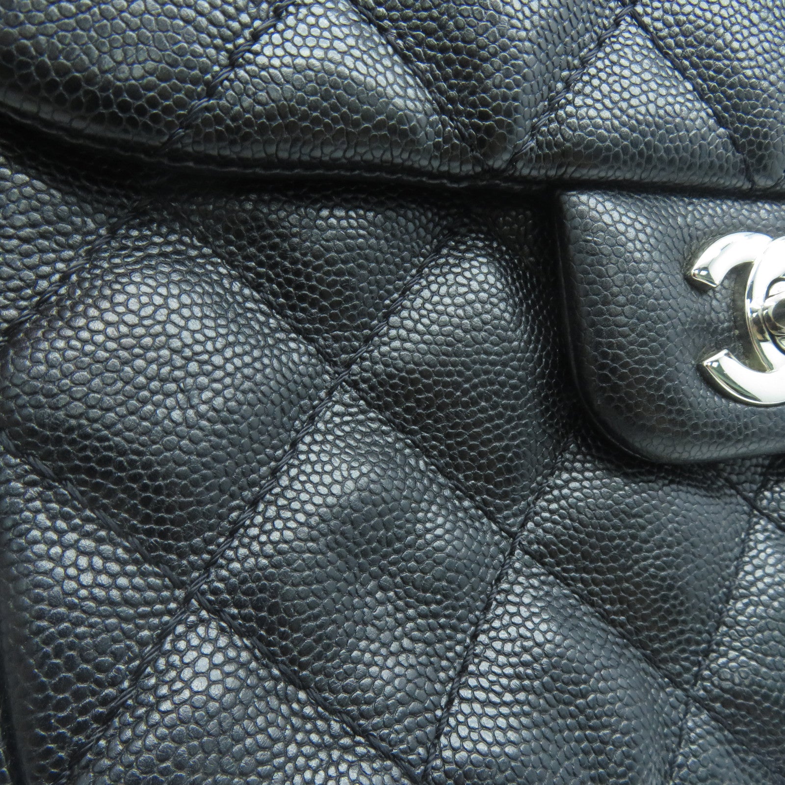 CHANEL 菱格Caviar皮革Chain Shoulder銀扣鏈帶肩背袋黑色