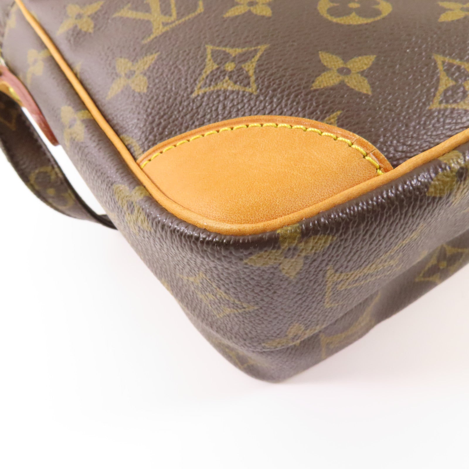 LOUIS VUITTON Monogram Amazon金扣肩背袋