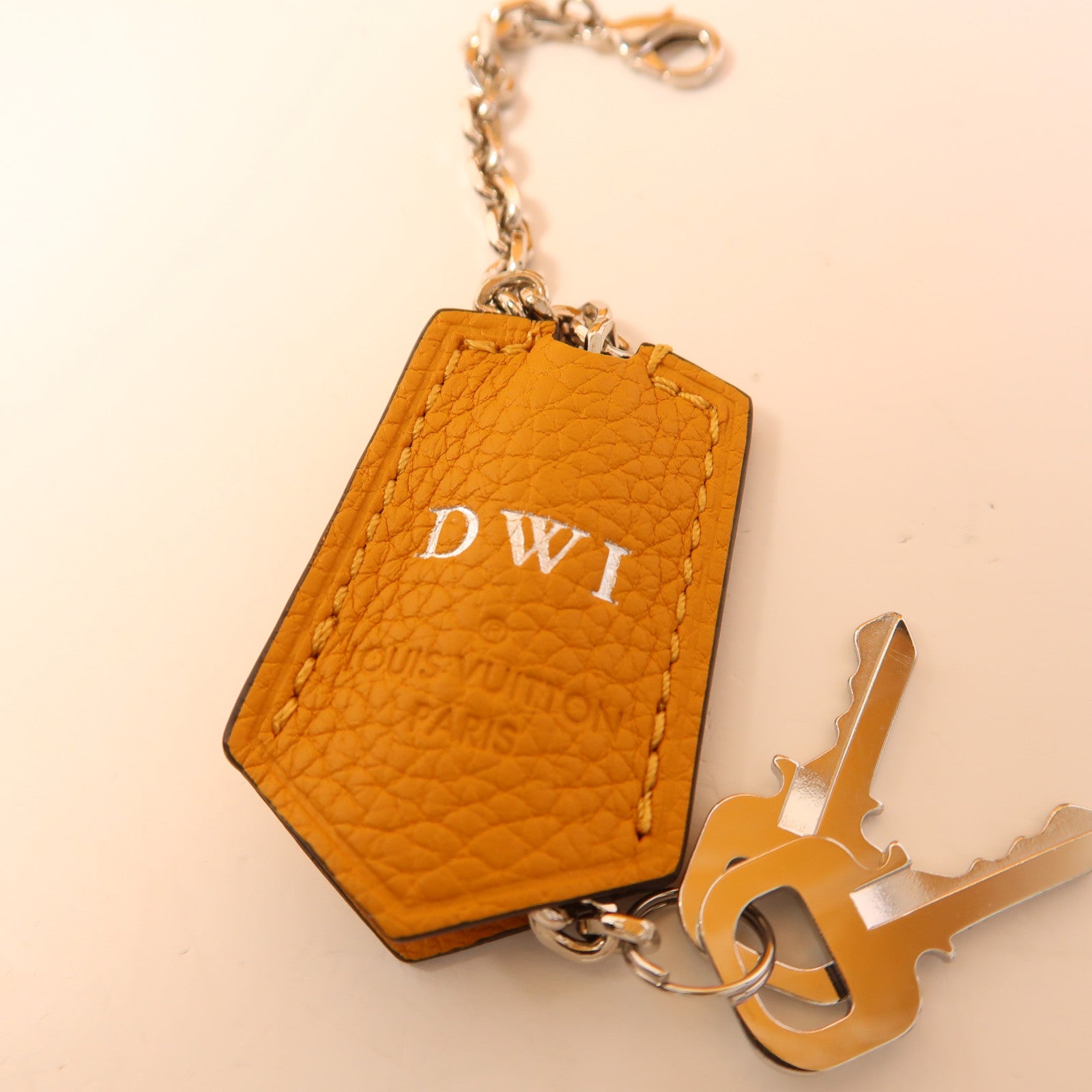 LOUIS VUITTON 牛皮皮革Milla PM銀扣手挽肩背兩用袋