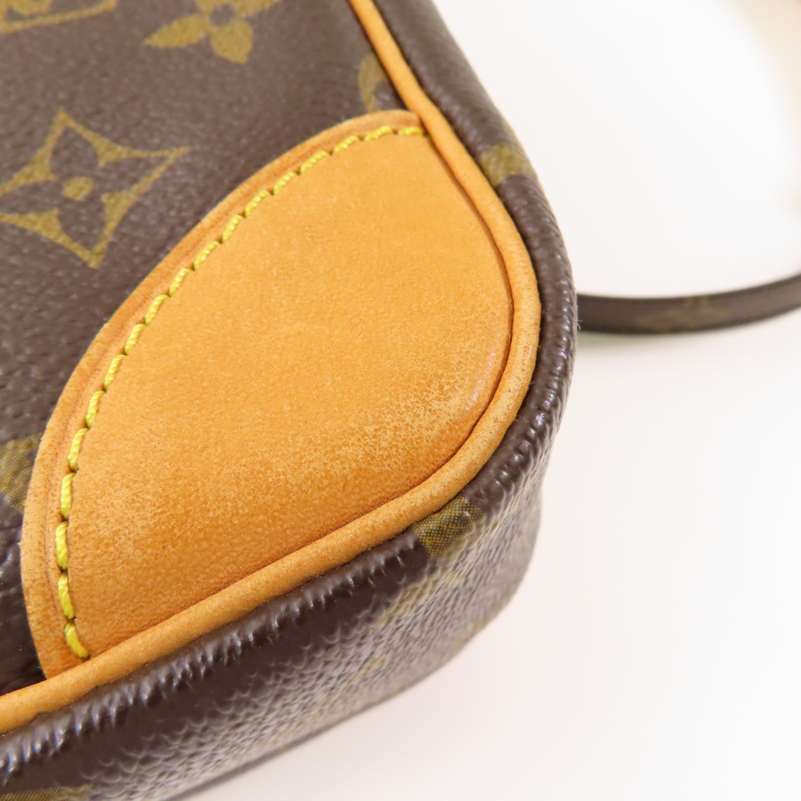 LOUIS VUITTON Monogram Amazon金扣肩背袋