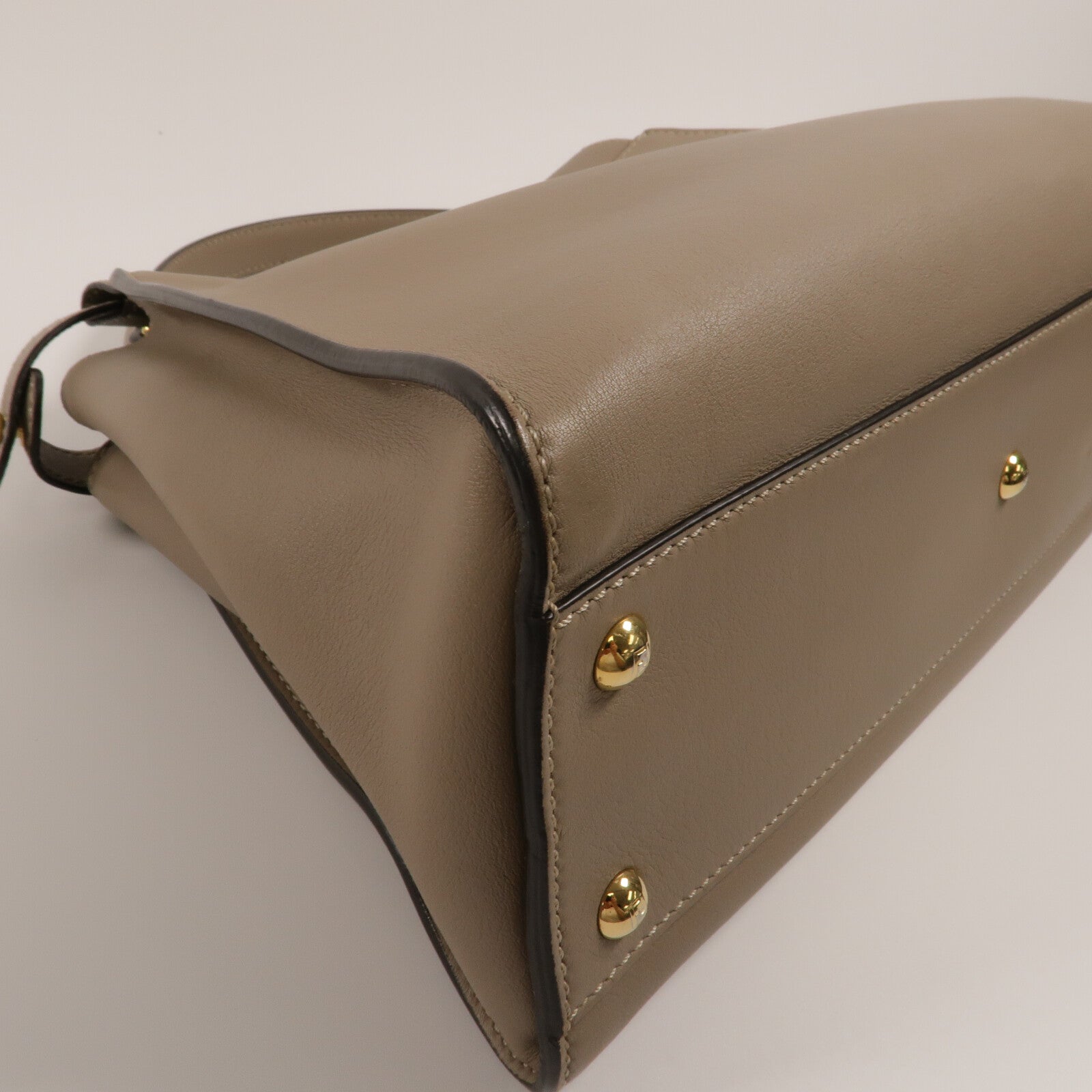 FENDI 牛皮皮革Peekaboo手挽肩背兩用袋