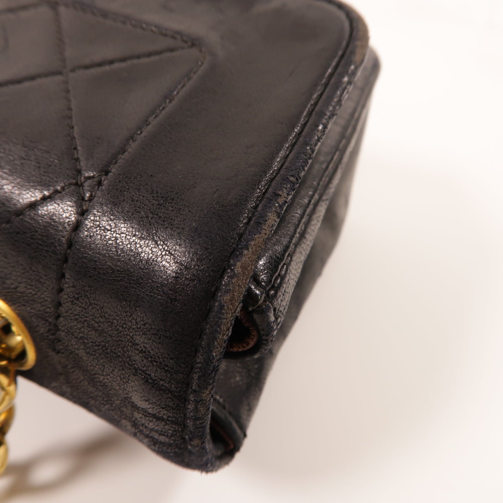 CHANEL 菱格羊皮皮革Chain Shoulder金扣鏈帶肩背袋黑色