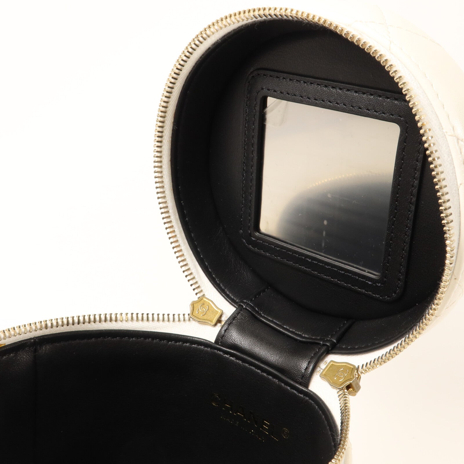 CHANEL 羊皮皮革Vanity Case鏈帶肩背袋