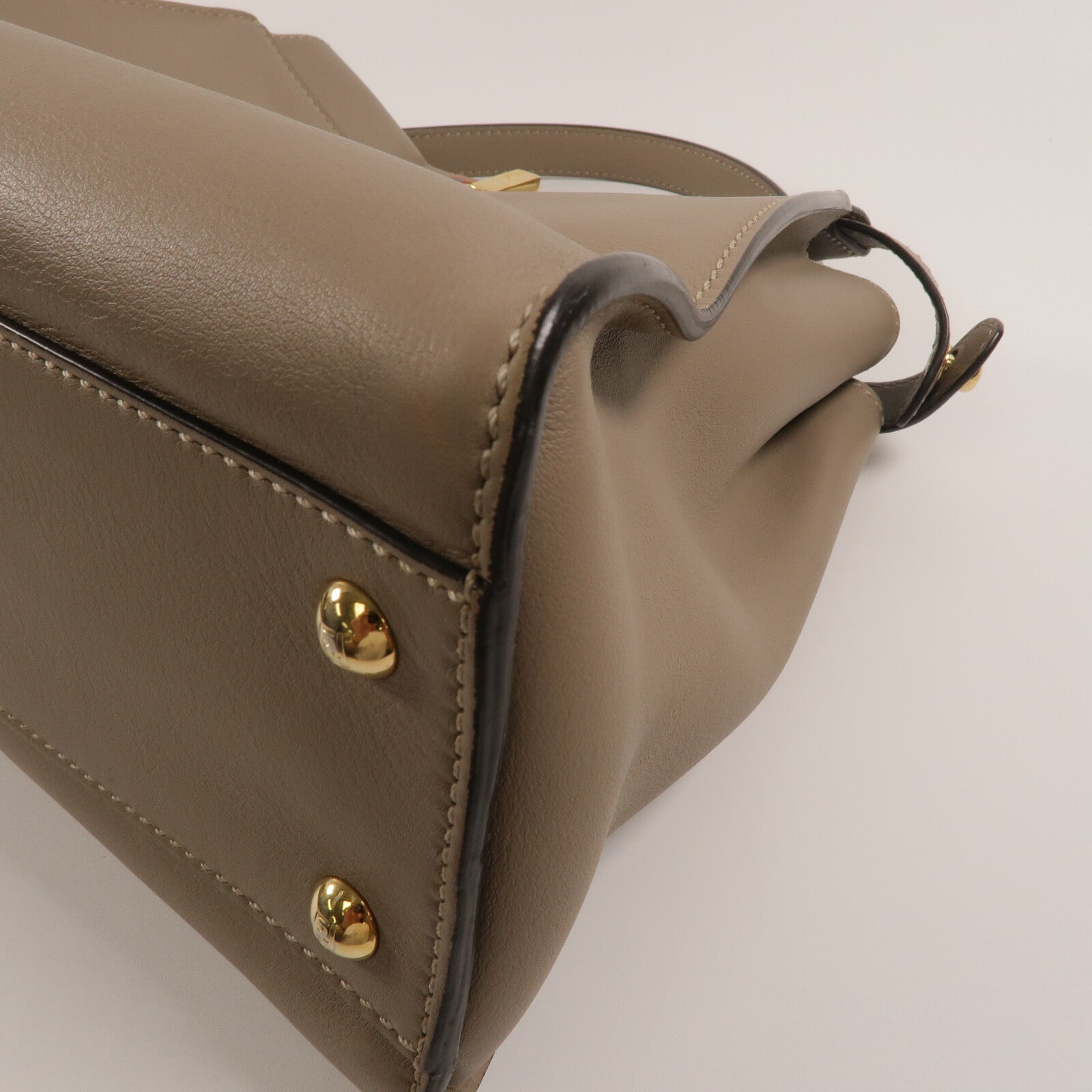 FENDI 牛皮皮革Peekaboo手挽肩背兩用袋