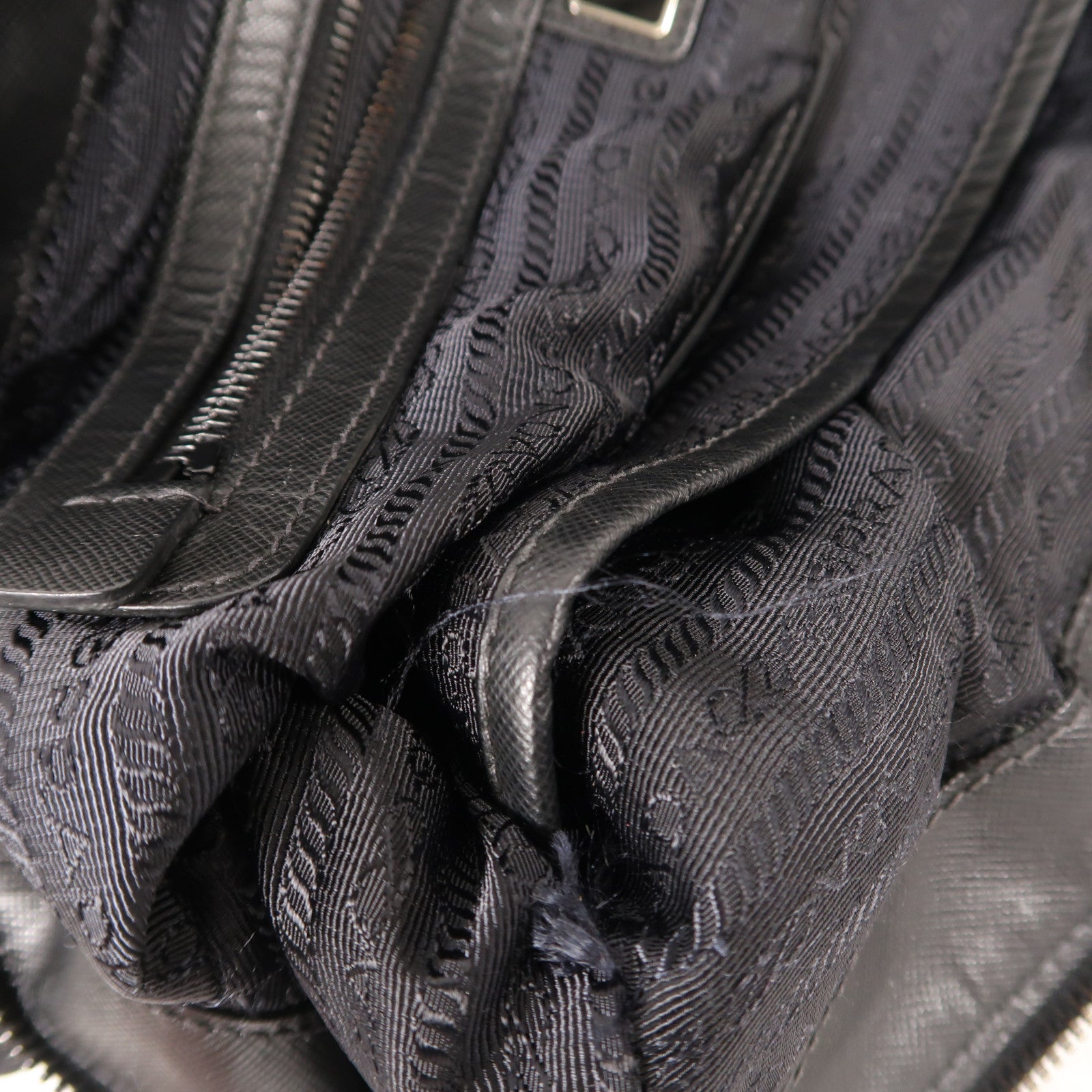 PRADA 尼龍2 Way Shoulder銀扣手挽肩背兩用袋