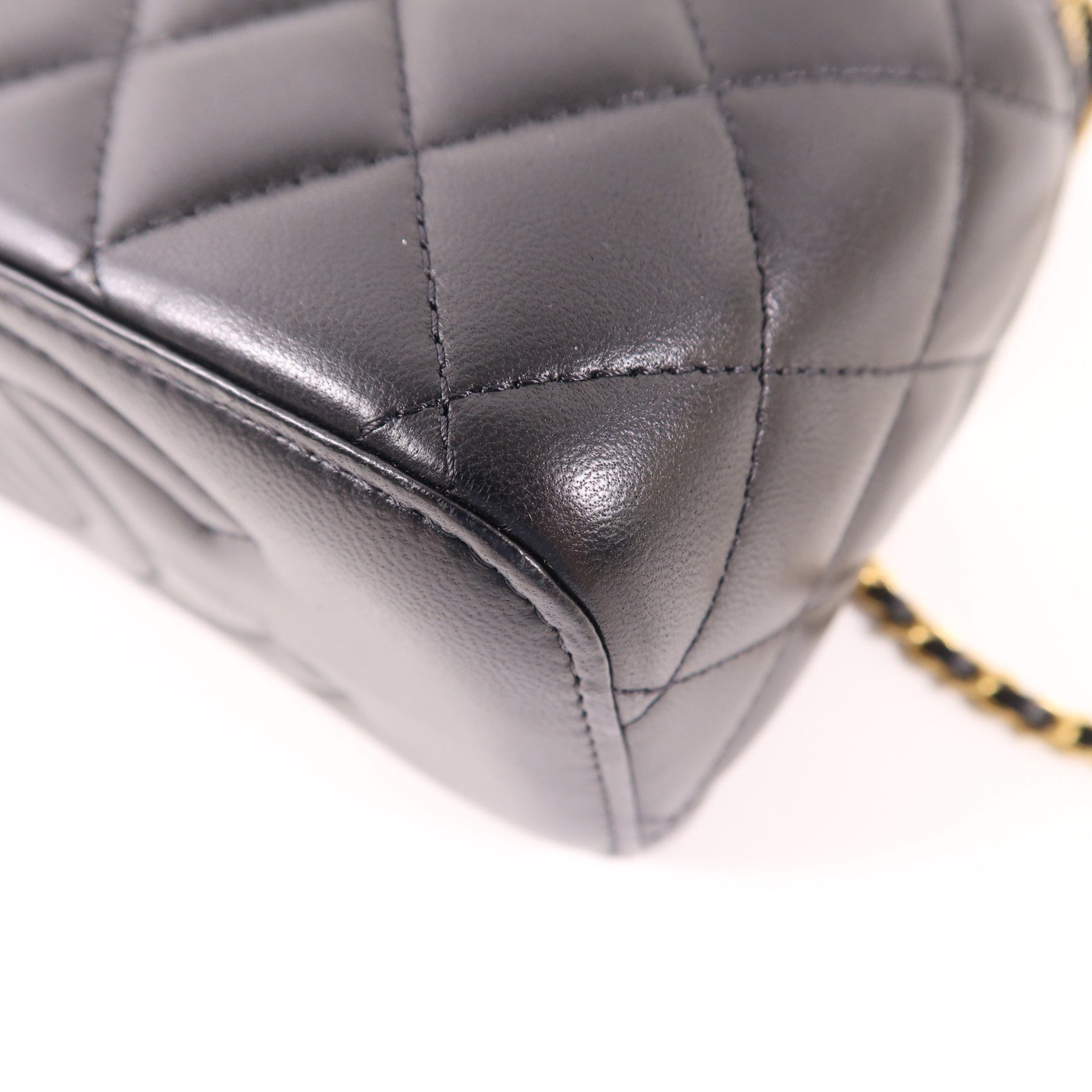 CHANEL 羊皮皮革Vanity Case金扣肩背袋