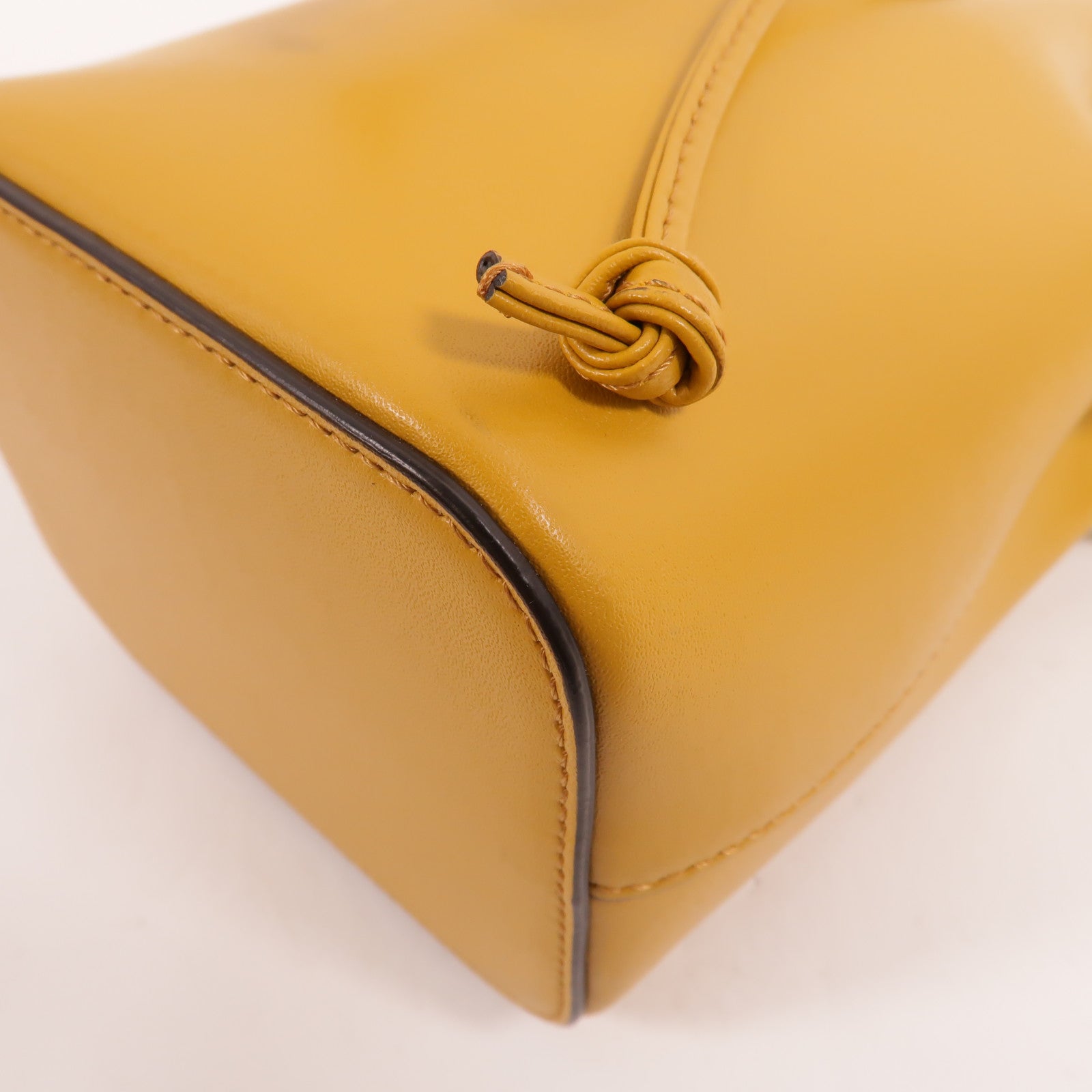 FENDI 牛皮皮革Mini Mon Tresor手挽肩背兩用袋