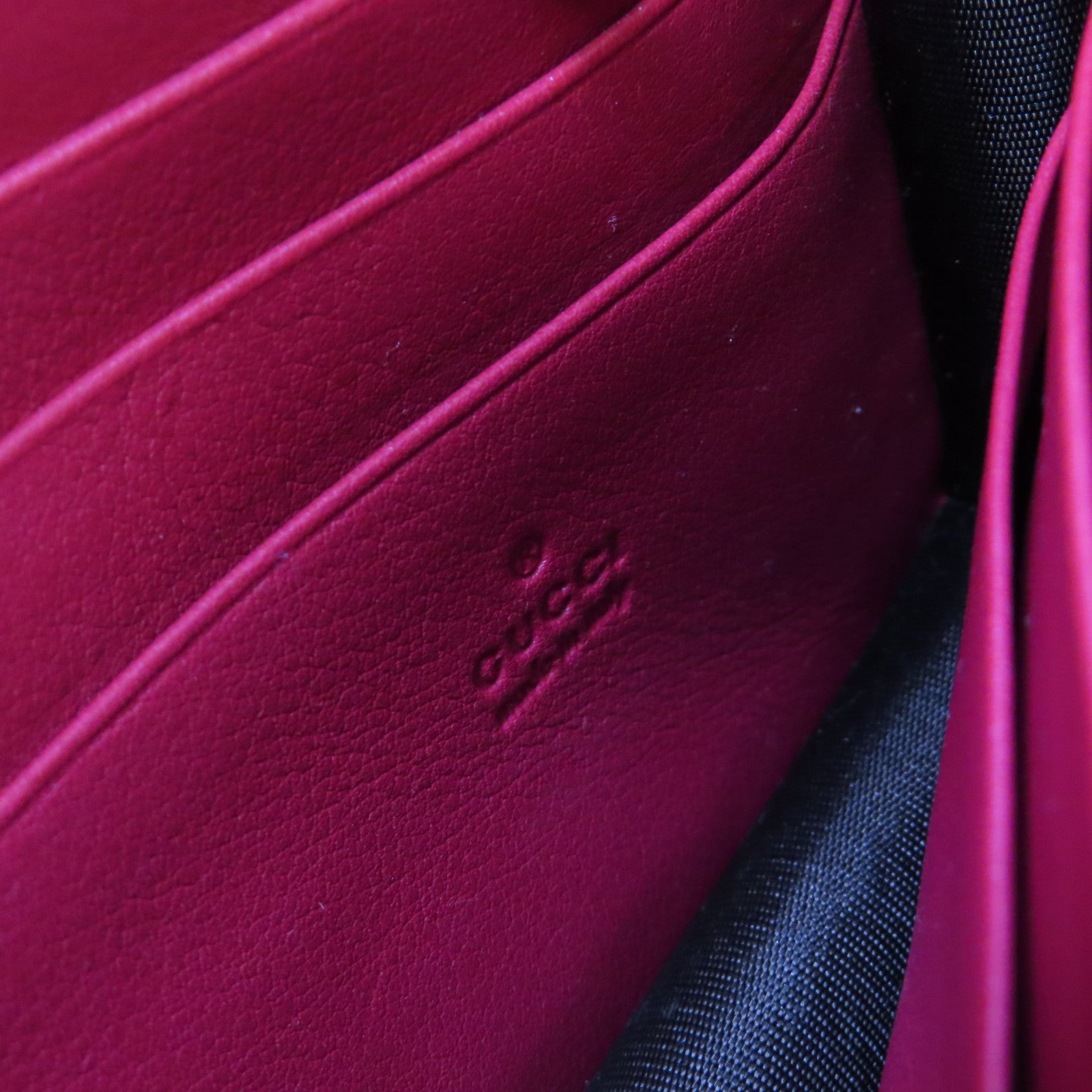 GUCCI 漆皮皮革Wallet On Shoulder Bag金扣肩背袋紫粉色