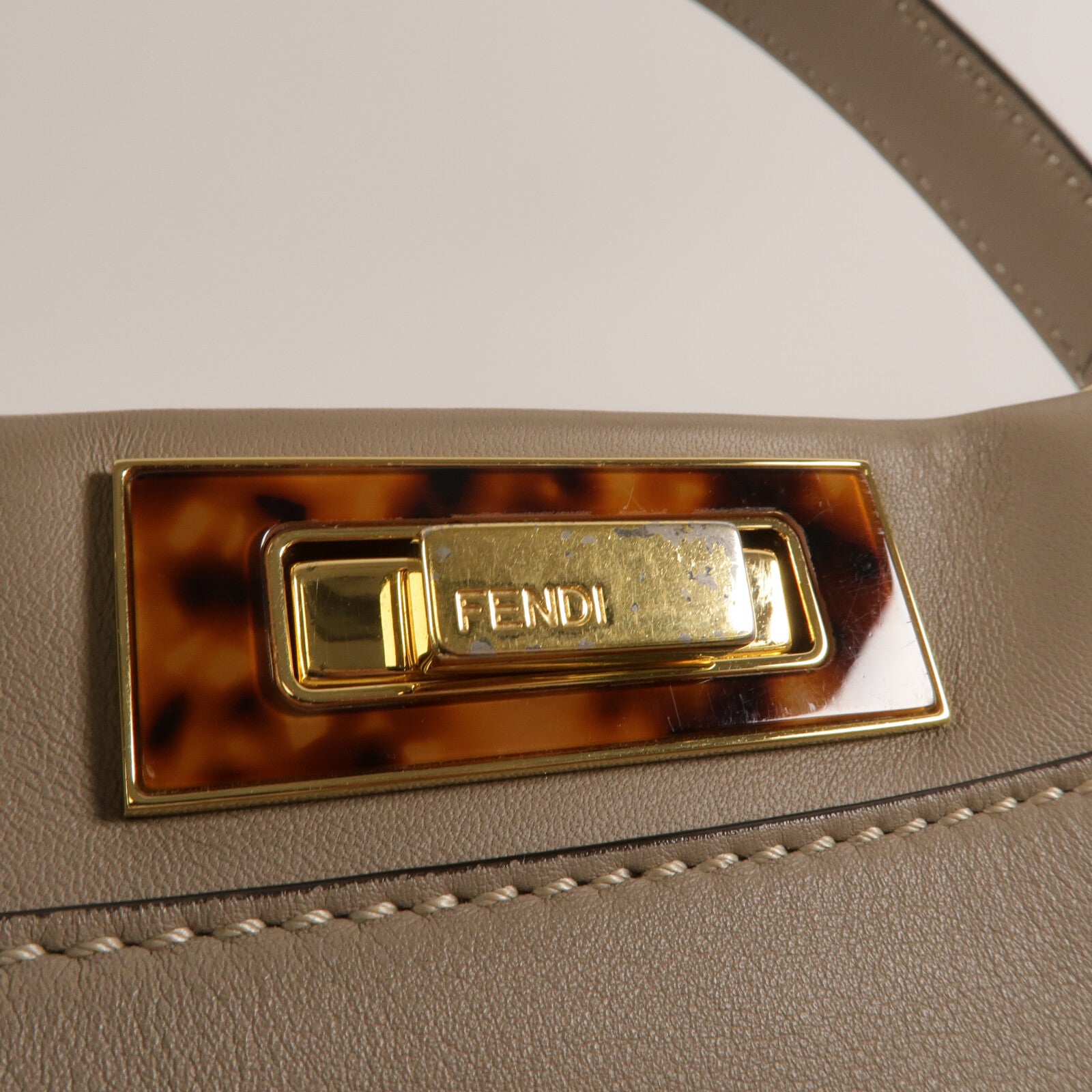 FENDI 牛皮皮革Peekaboo手挽肩背兩用袋