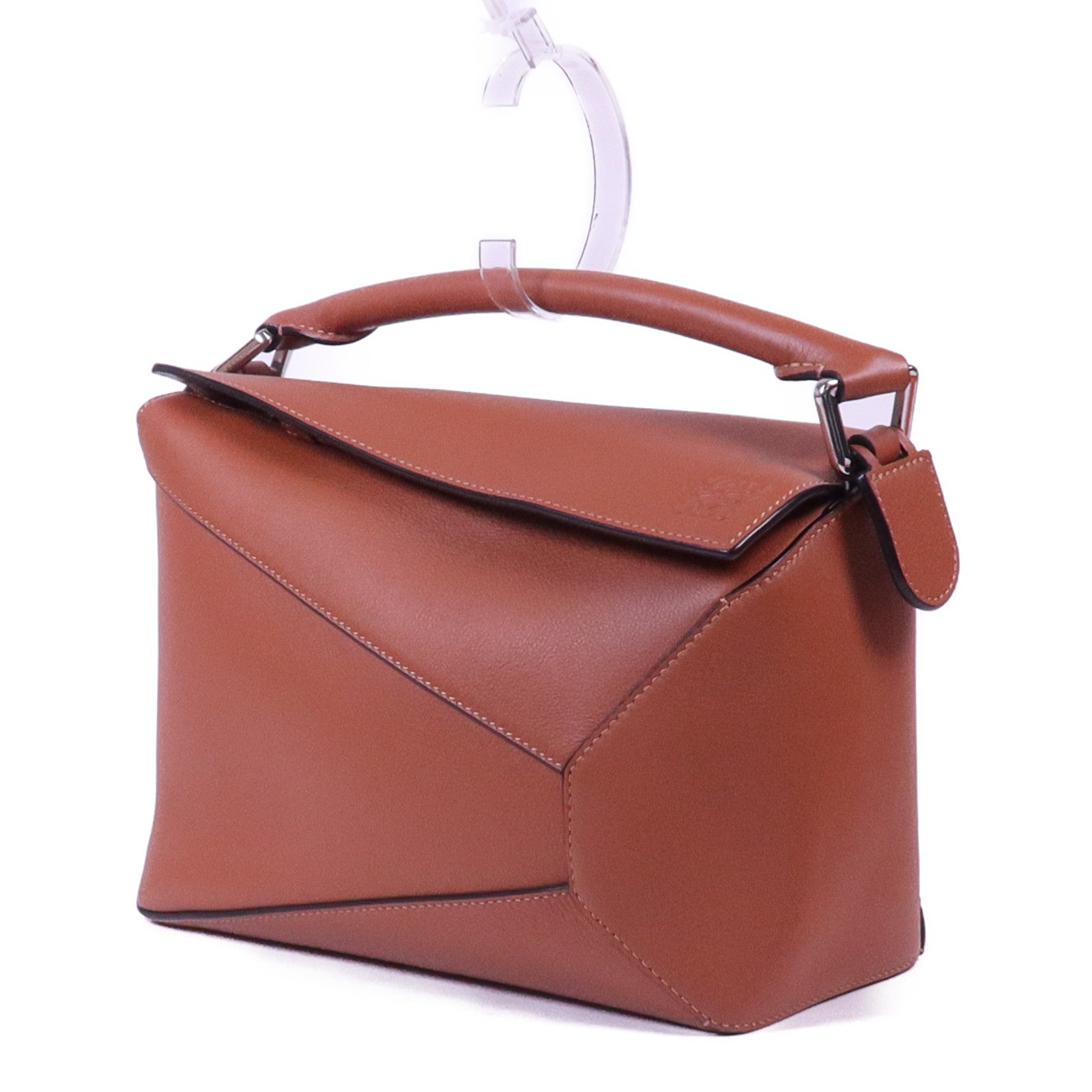 LOEWE 牛皮皮革Puzzle Bag銀扣手挽肩背兩用袋