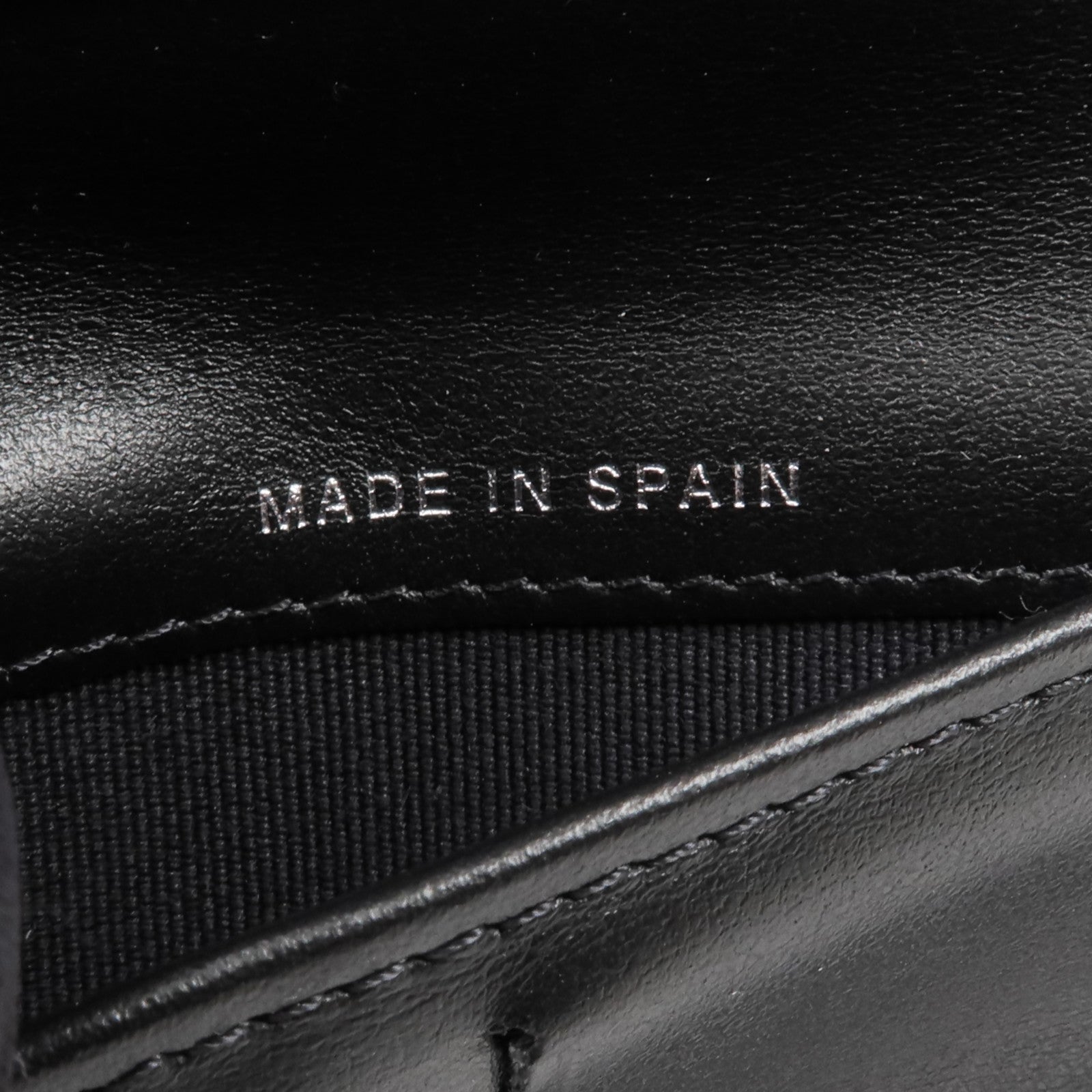 CHANEL 牛皮皮革Chanel 19 Wallet銀扣長錢包