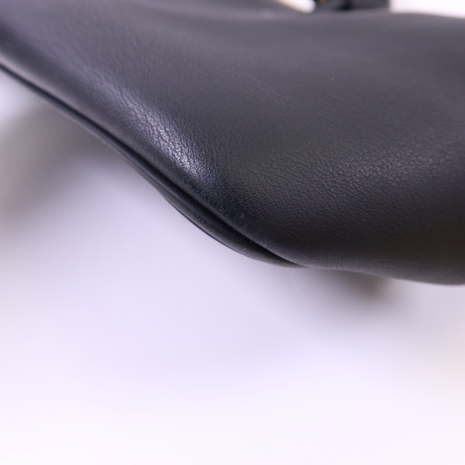 LOUIS VUITTON 牛皮皮革Cuir Obsession Lockit金扣肩背袋