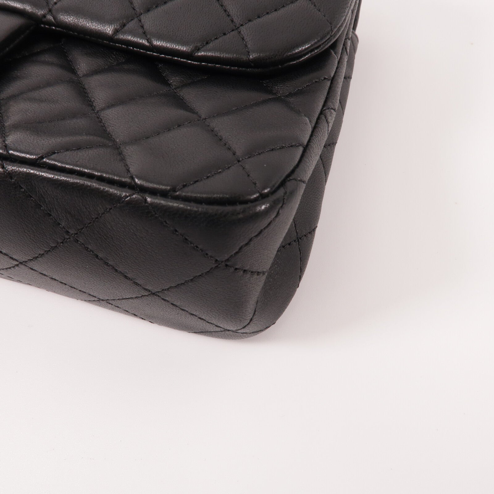 CHANEL 羊皮皮革Chain Shoulder鏈帶肩背袋