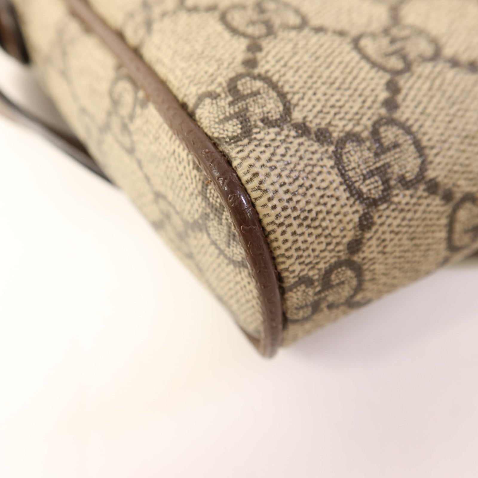 GUCCI 塗層帆布Ophidia GG Supreme Messenger Bag金扣肩背袋