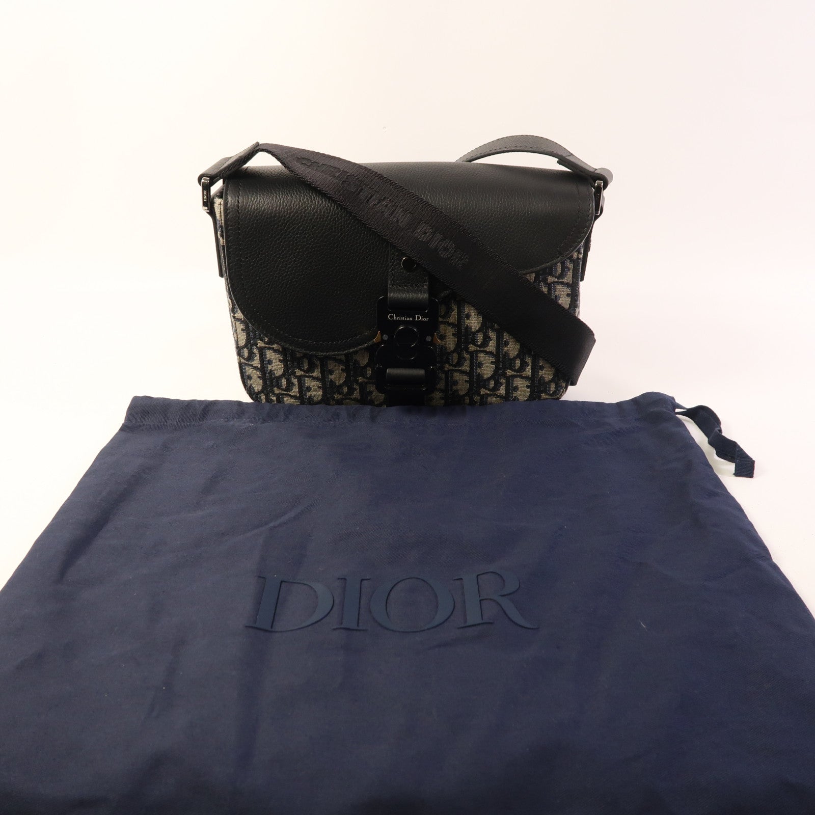Dior 帆布Saddle肩背袋