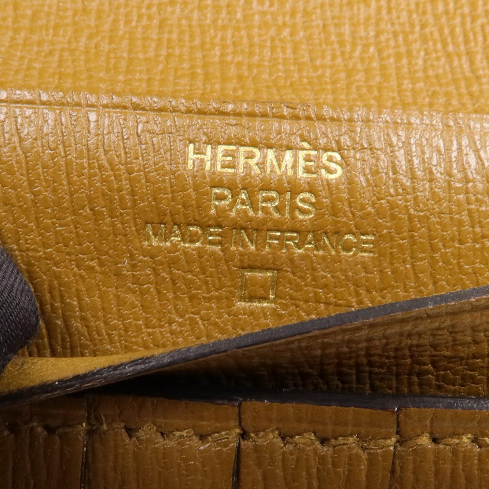 HERMES Alligator Mat皮革Bearn Compact Wallet金扣錢包Sesam