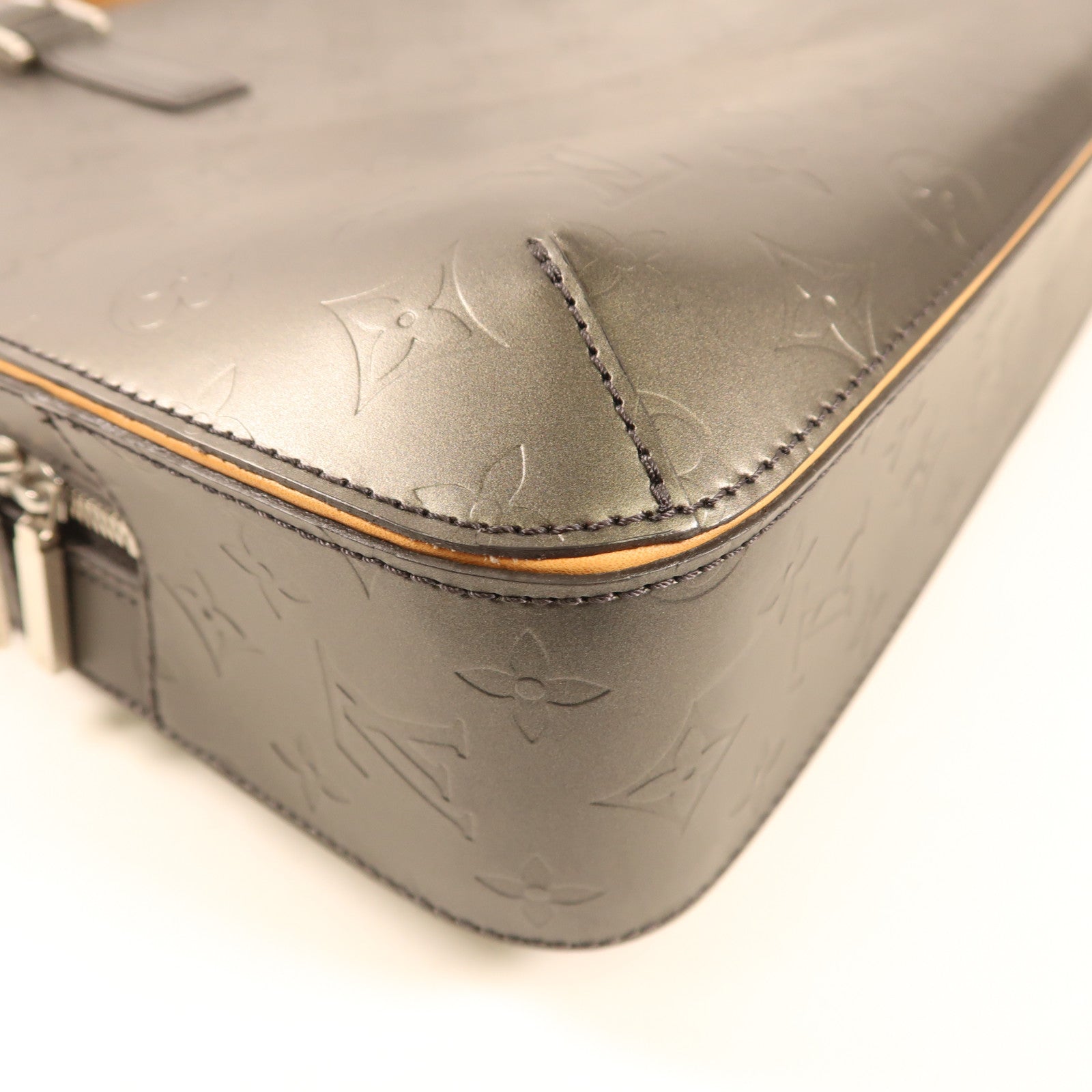 LOUIS VUITTON Monogram Mat Malden銀扣手挽袋