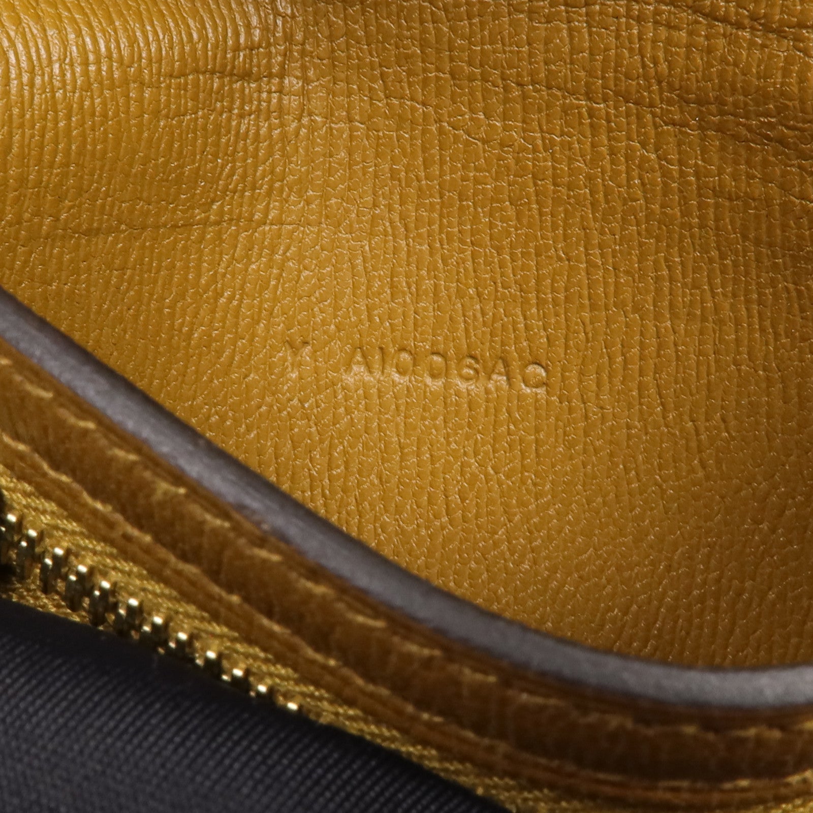 HERMES Alligator Mat皮革Bearn Compact Wallet金扣錢包Sesam