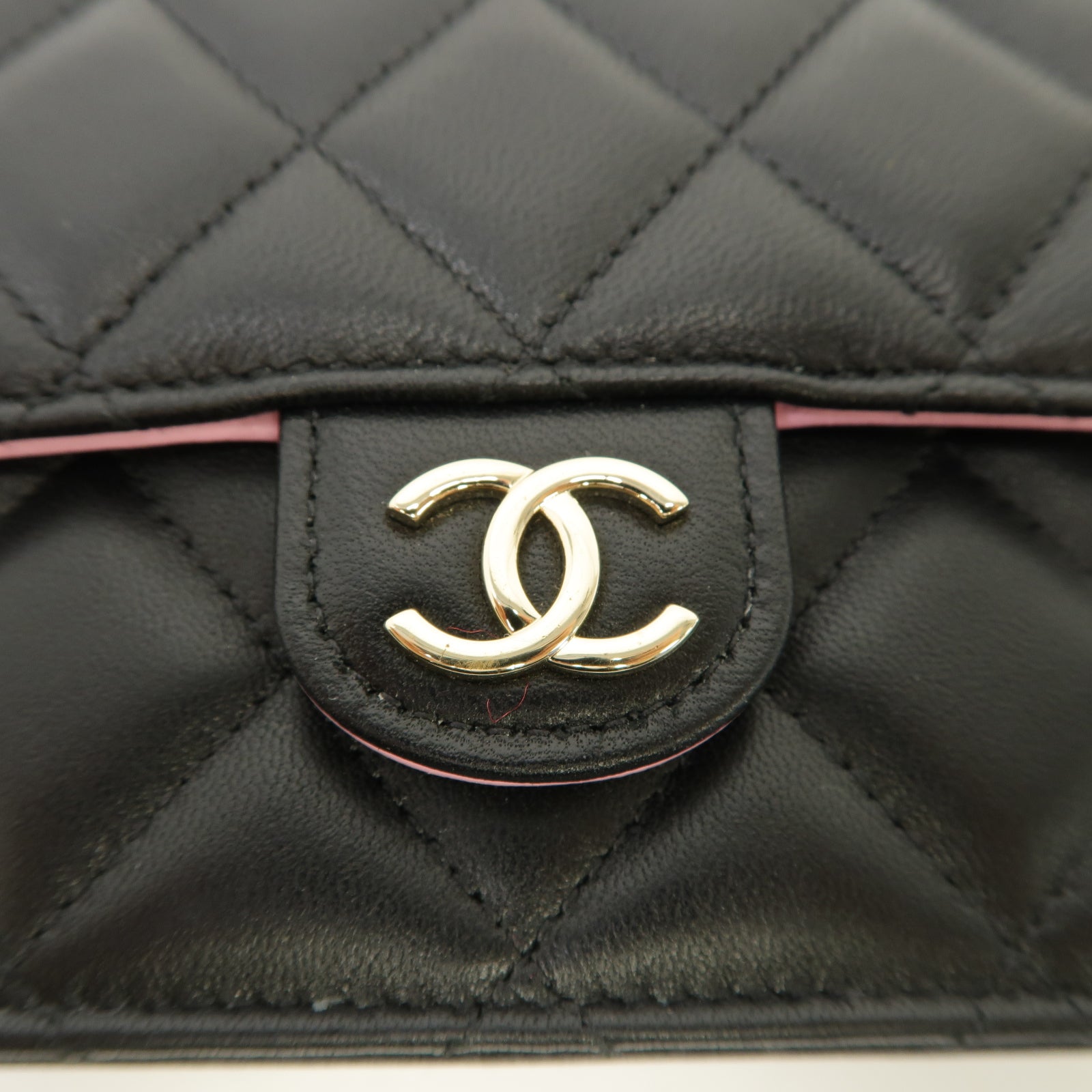 CHANEL 菱格羊皮皮革Chain Phone Bag金扣手挽肩背兩用袋黑色/粉紅色