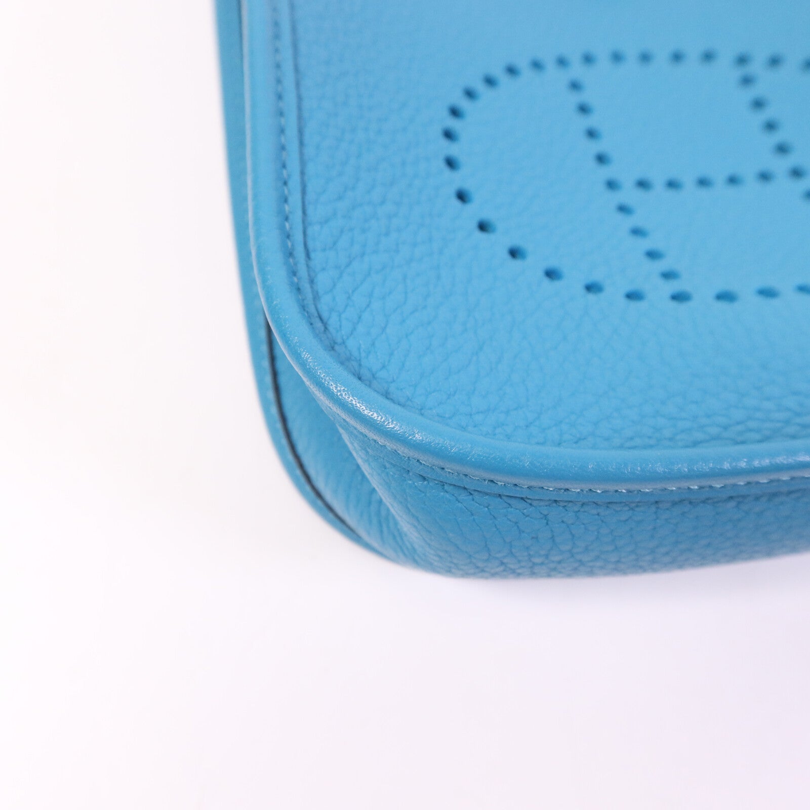 HERMES Clemence皮革Evelyne TPM銀扣肩背袋Turquoise