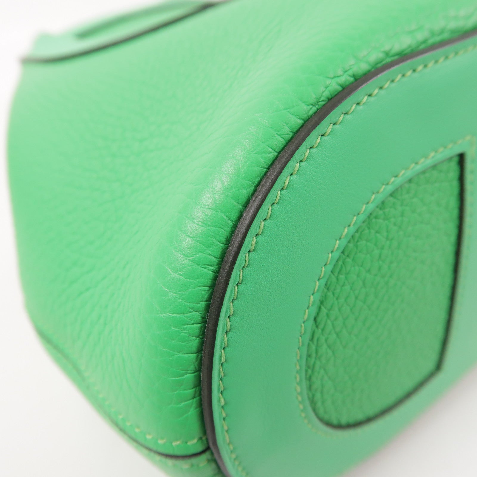 HERMES 【激減優惠】Clemence皮革In The Loop 18銀扣手挽袋