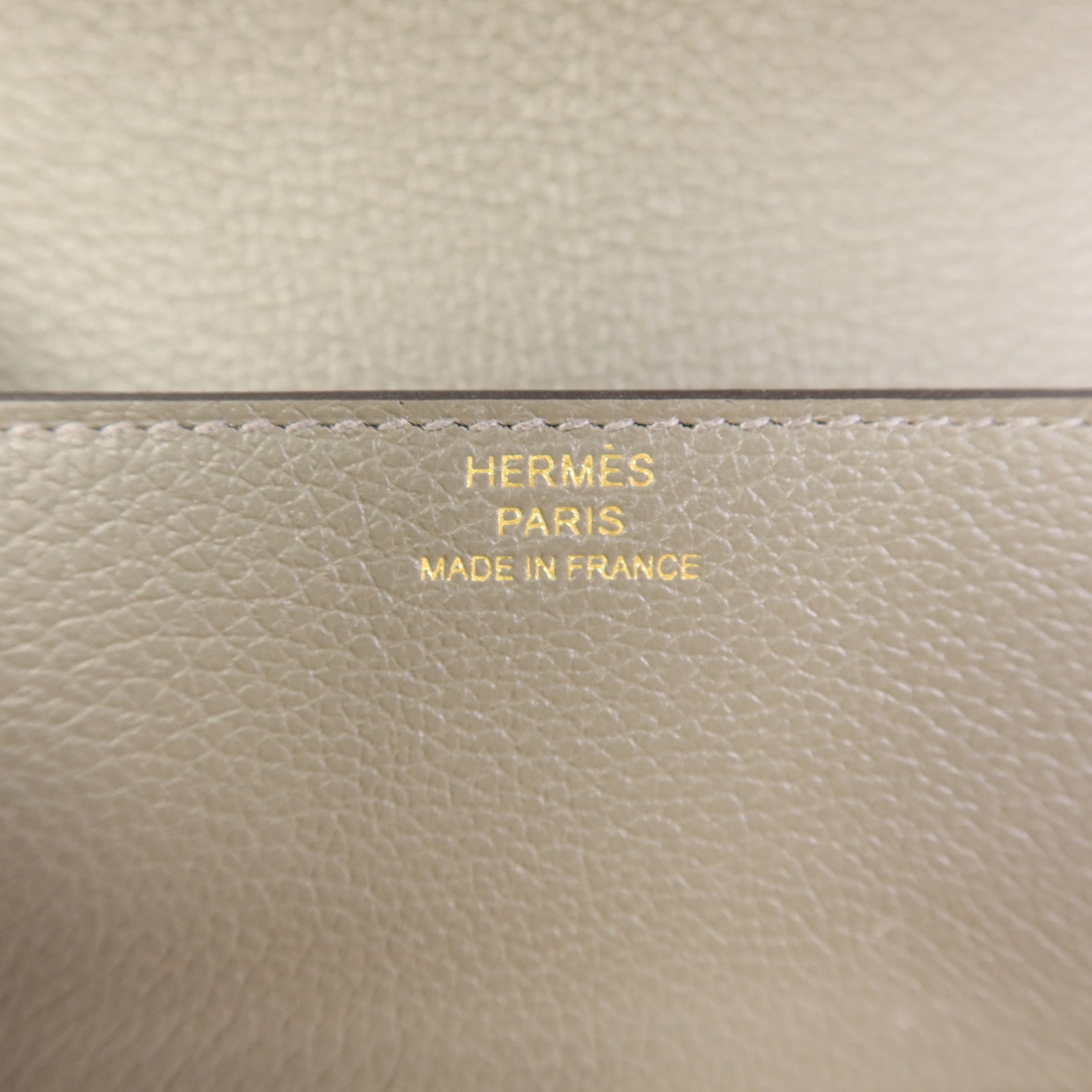 HERMES Evercolor皮革Roulis Slim金扣手拿包Gris Meyer