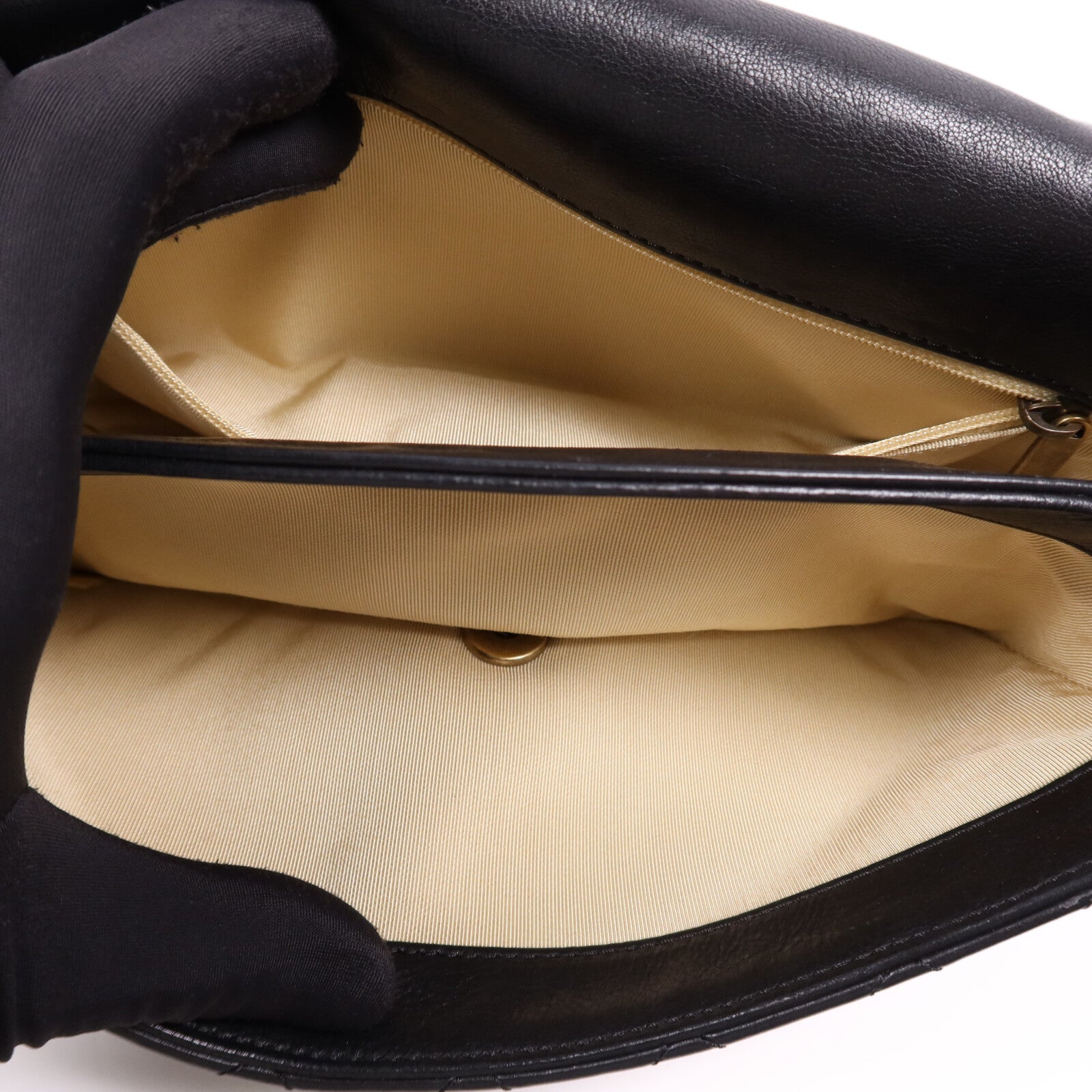 CHANEL 牛皮皮革Chain Shoulder Bag金扣鏈帶肩背袋