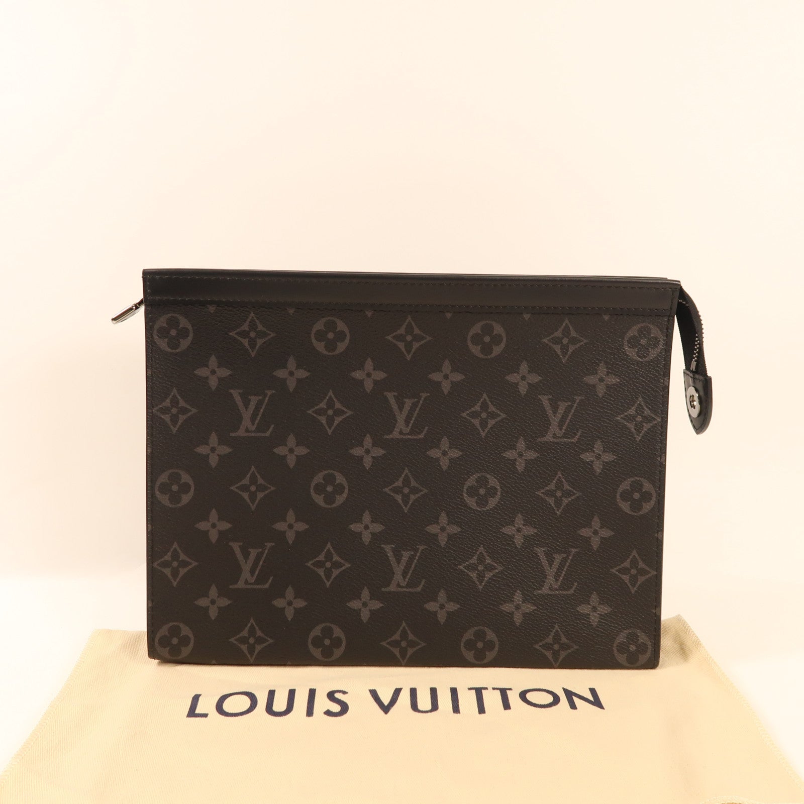 LOUIS VUITTON Monogram Eclipse Pochette Voyage MM銀扣手拿包
