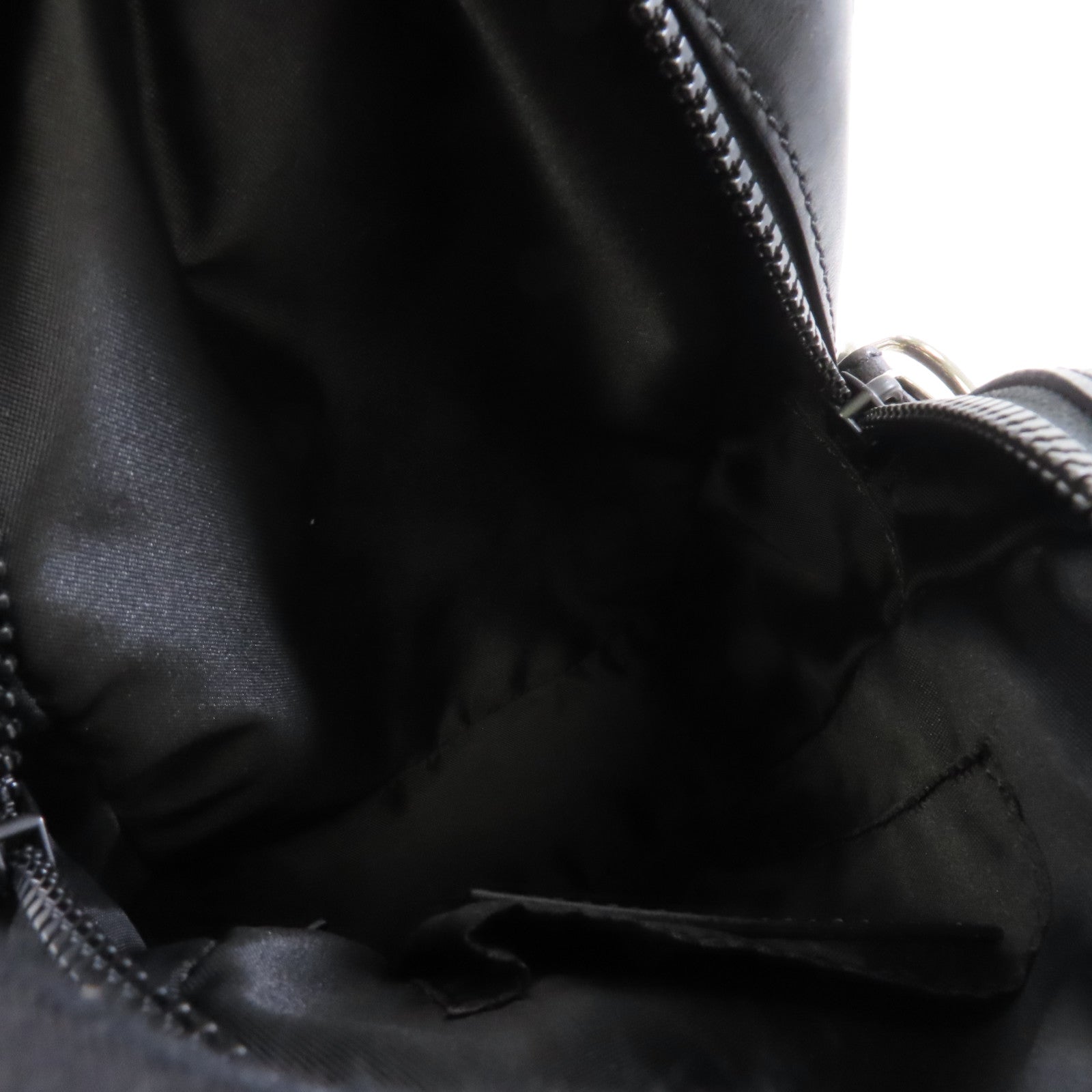 GIVENCHY 皮革Shoulder Bag銀扣肩背袋黑色