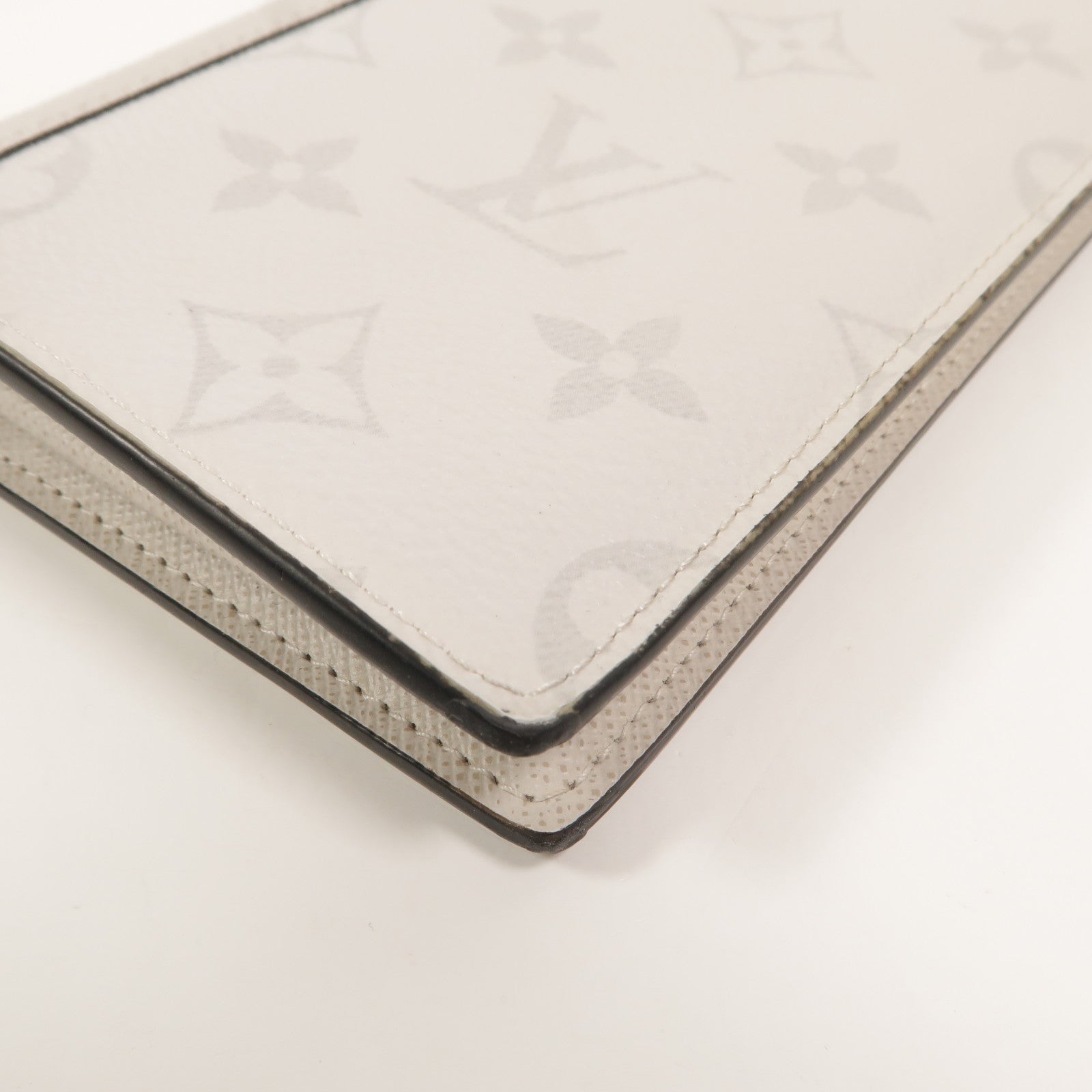 LOUIS VUITTON Monogram/Taiga Brazza長錢包