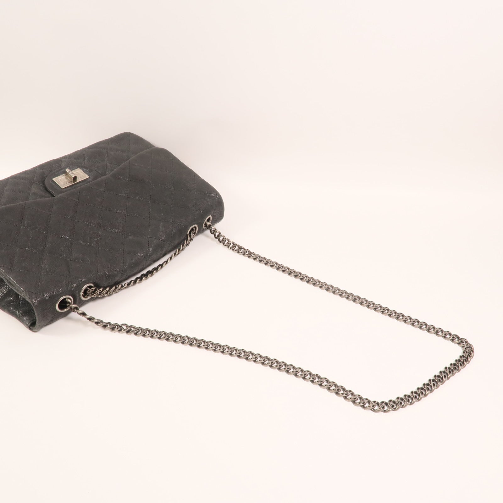 CHANEL 牛皮皮革2.55 Flap Bag鏈帶肩背袋