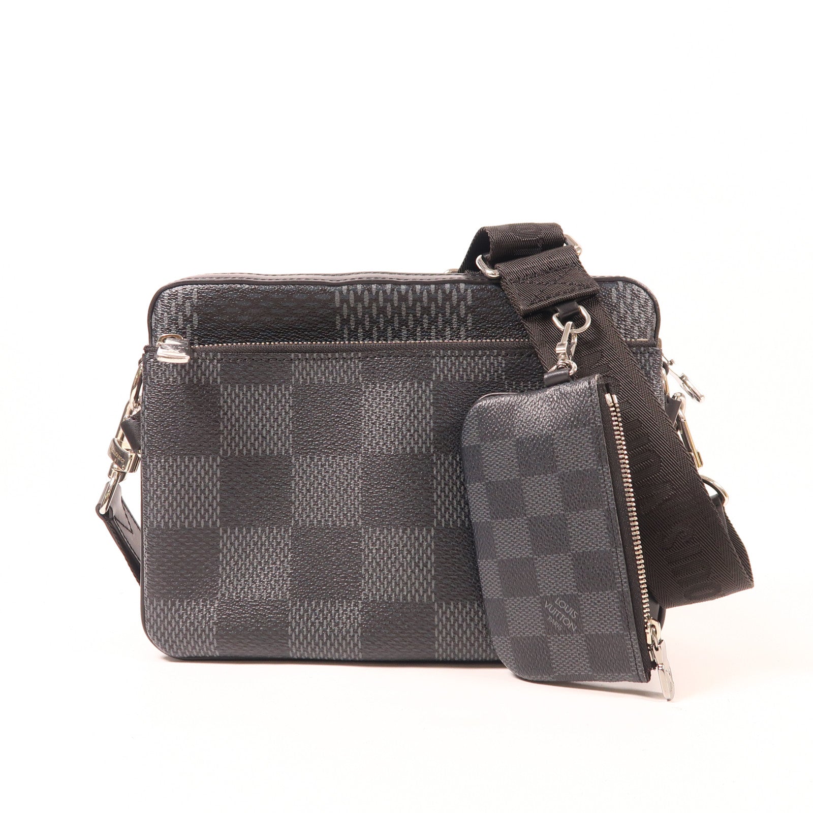 LOUIS VUITTON Damier Graphite Trio Messenger銀扣肩背袋