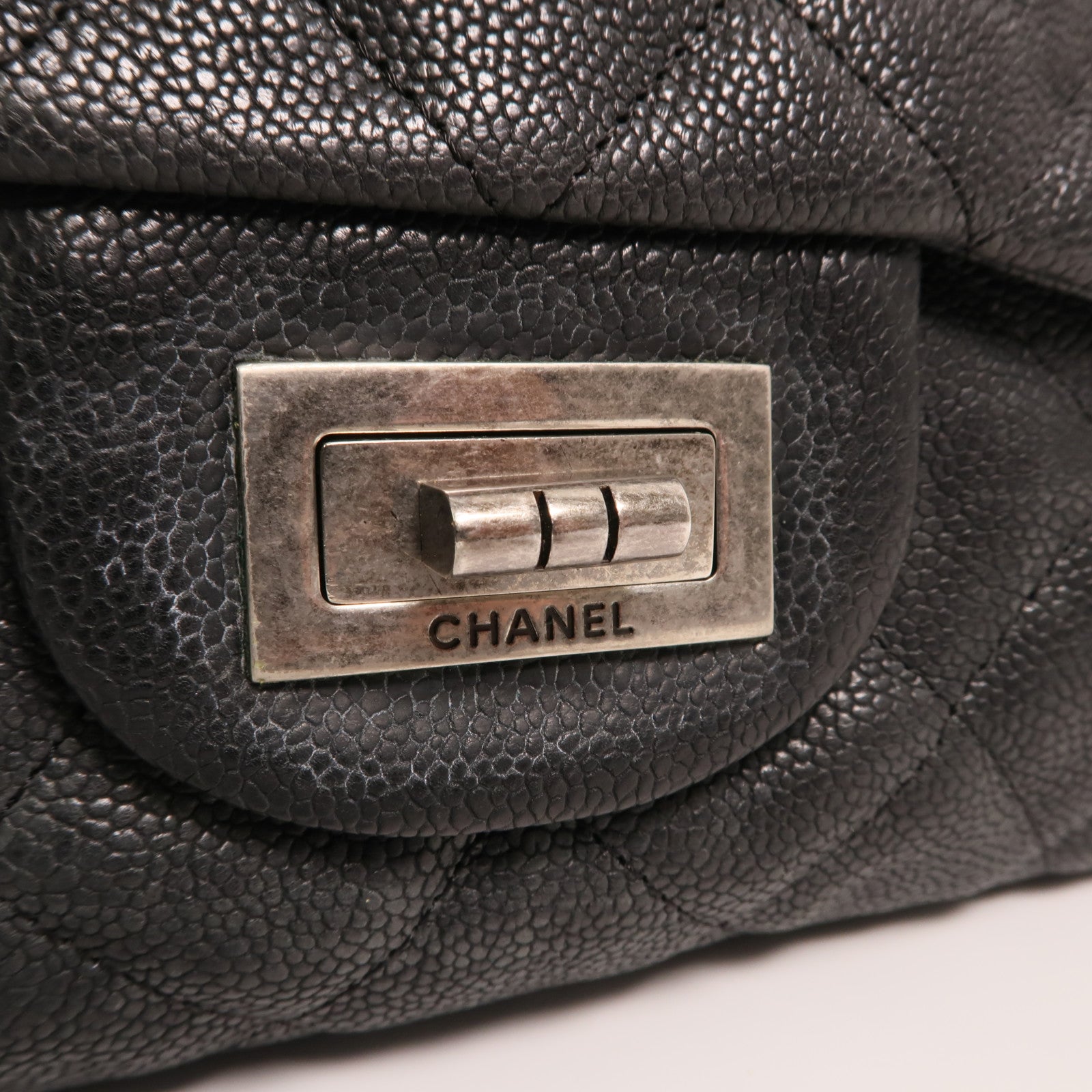 CHANEL 牛皮皮革2.55 Flap Bag鏈帶肩背袋
