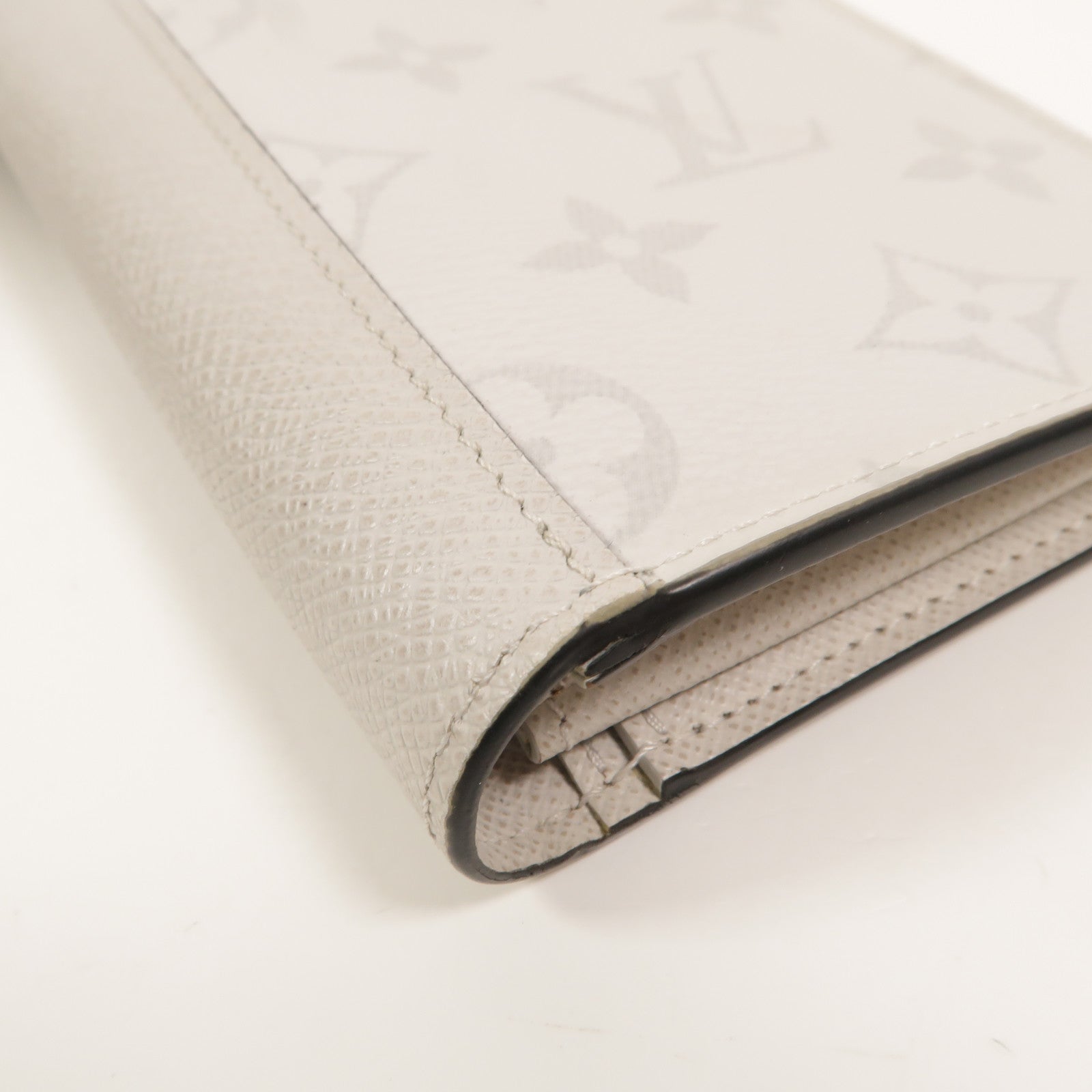 LOUIS VUITTON Monogram/Taiga Brazza長錢包