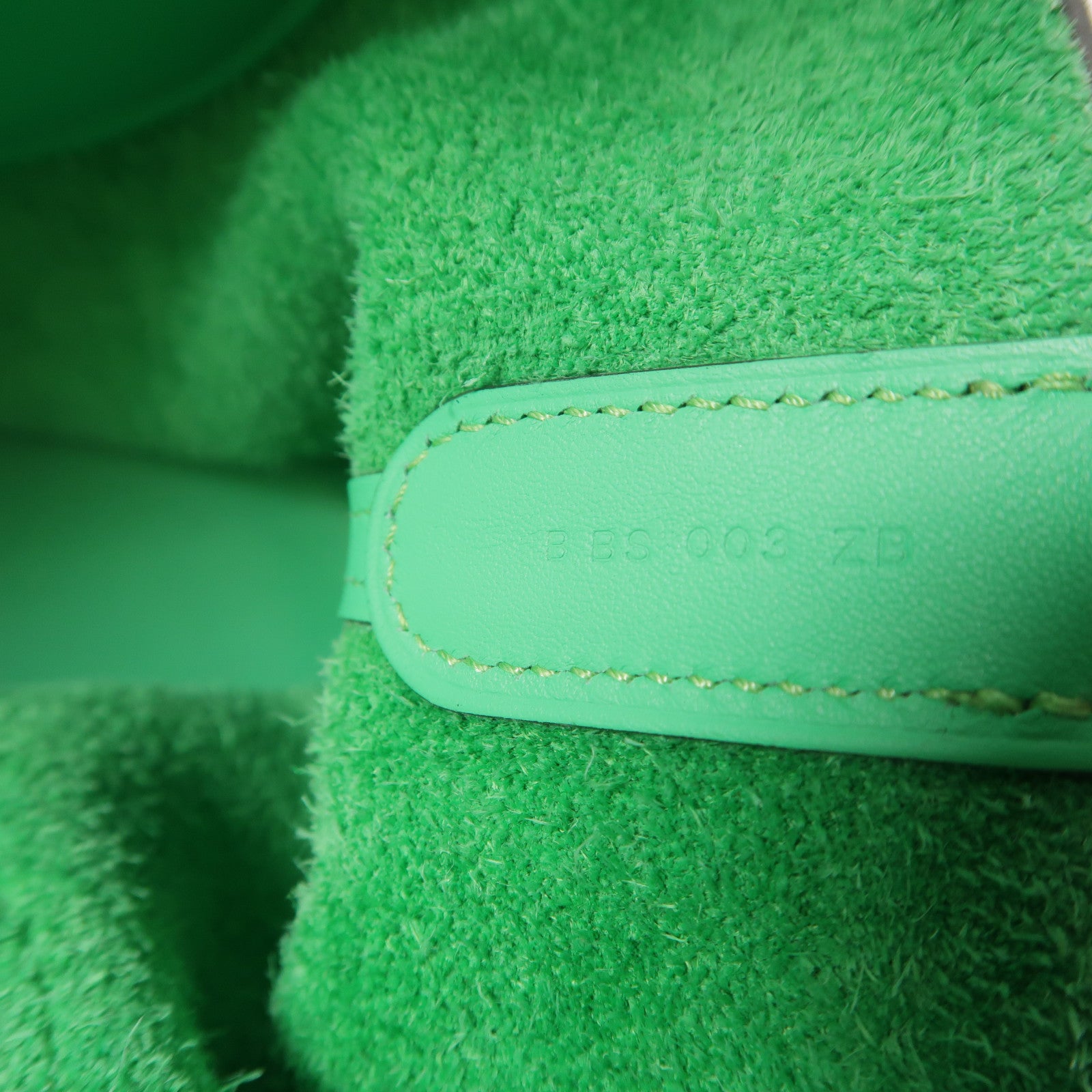 HERMES 【激減優惠】Clemence皮革In The Loop 18銀扣手挽袋