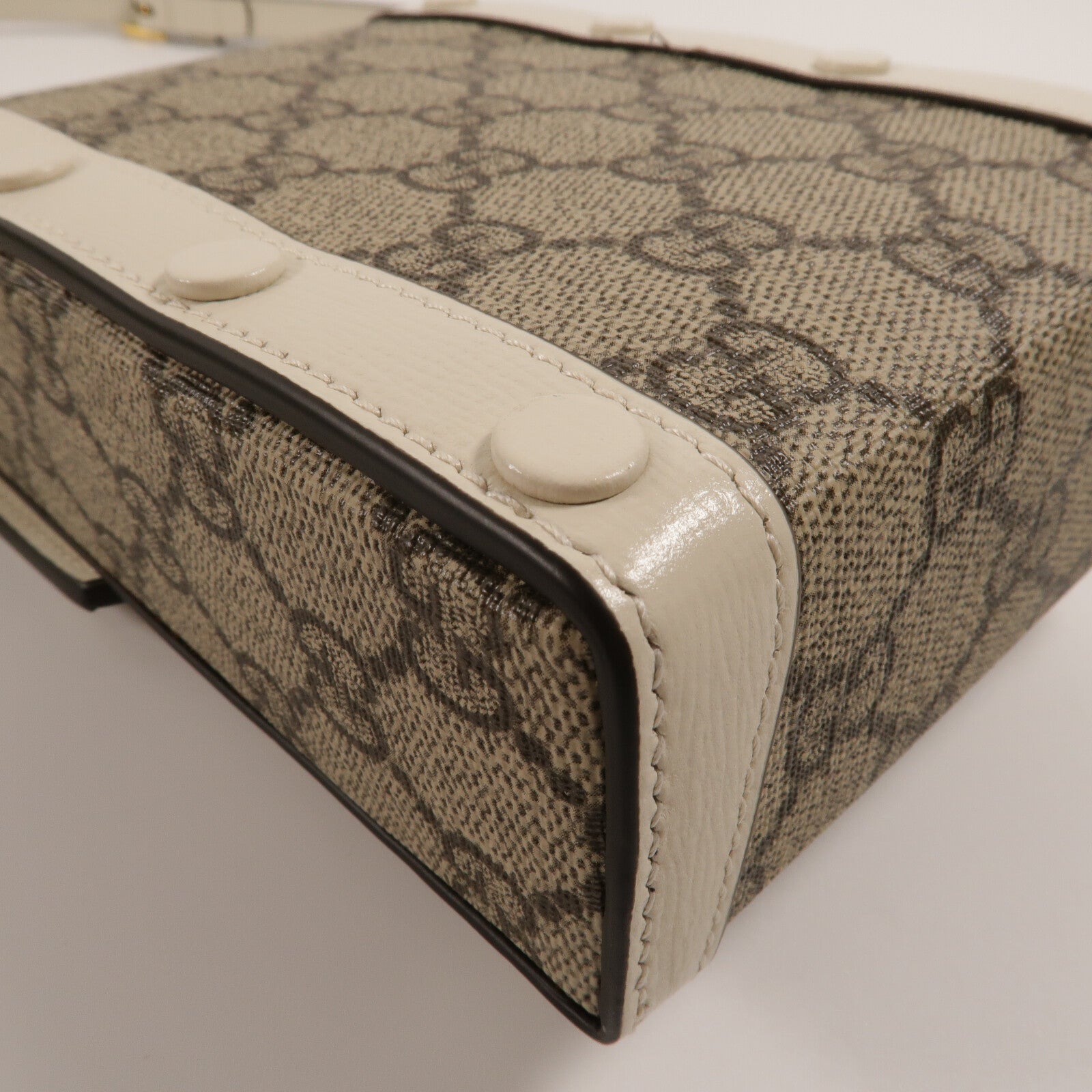 GUCCI 塗層帆布1955 Horsebit肩背袋