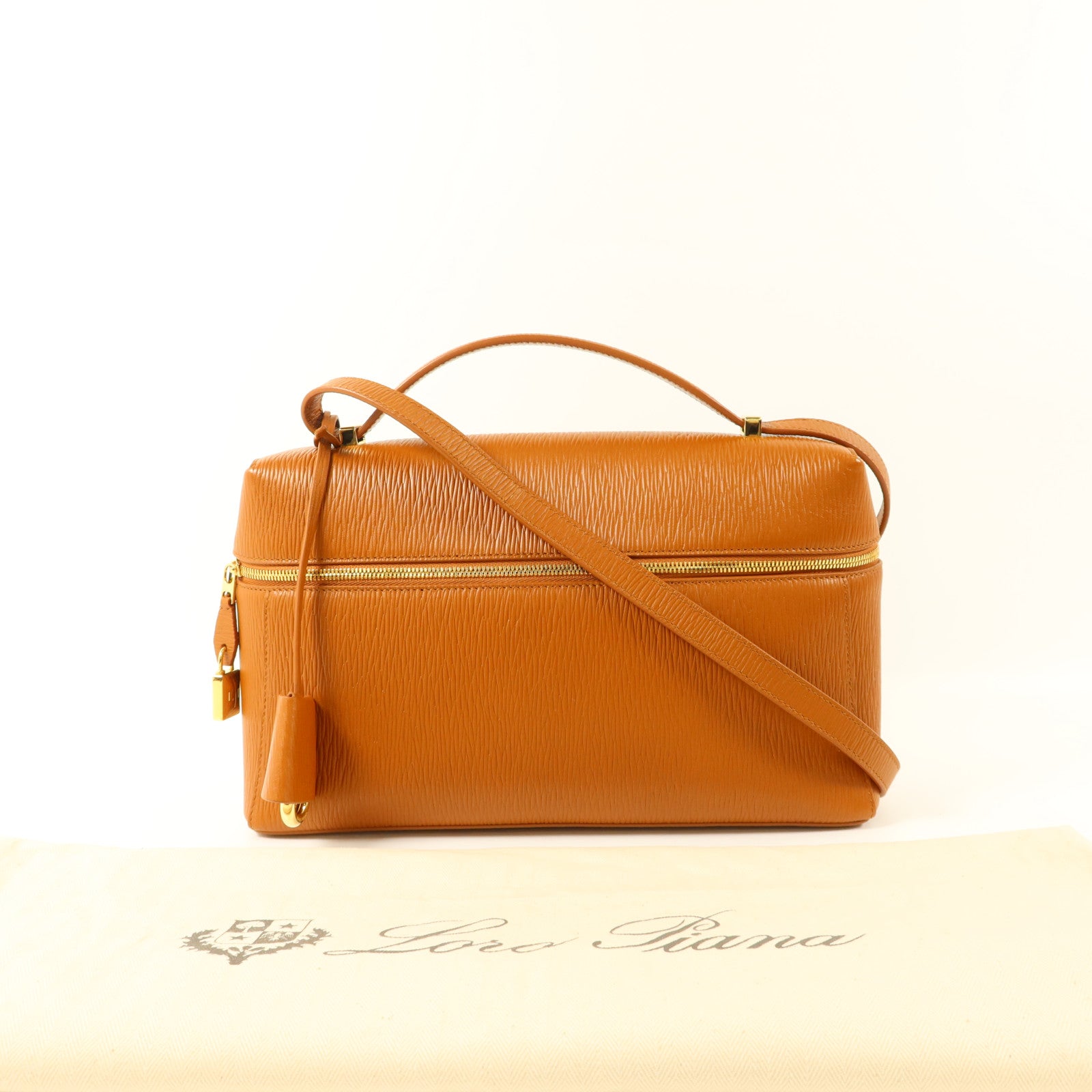 Loro Piana 牛皮皮革Extra Bag L27金扣肩背袋