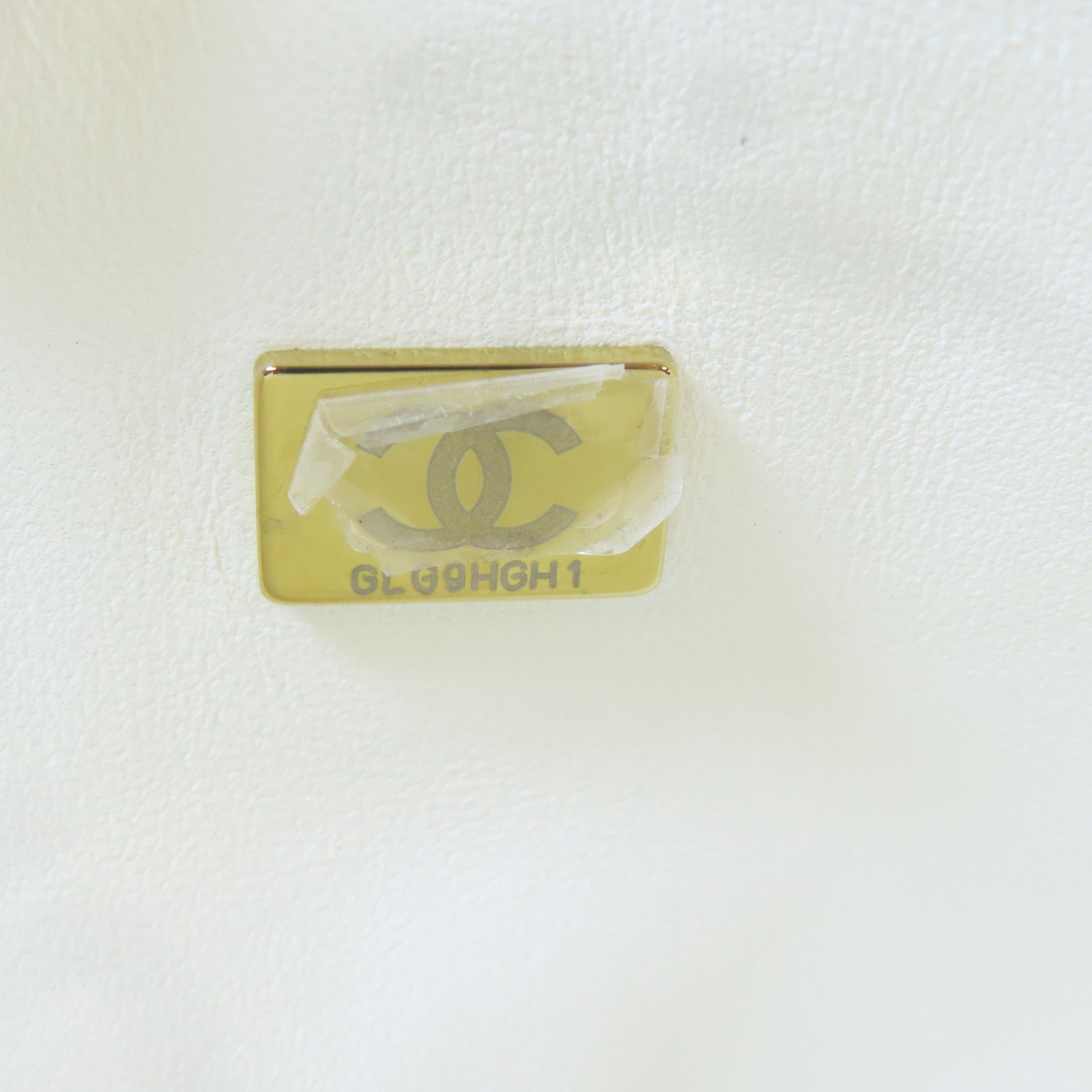 CHANEL 【激減優惠】菱格牛皮皮革Classic 23金扣鏈帶肩背袋白色