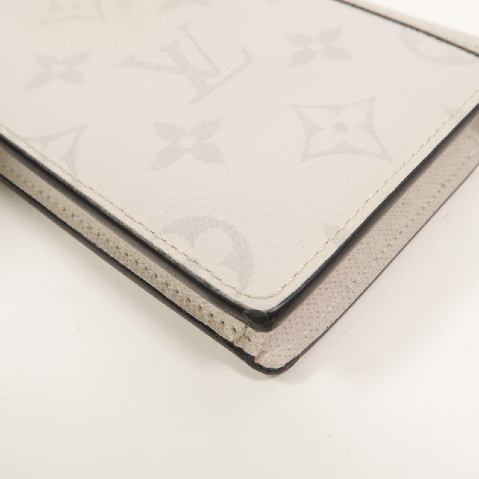 LOUIS VUITTON Monogram/Taiga Brazza長錢包