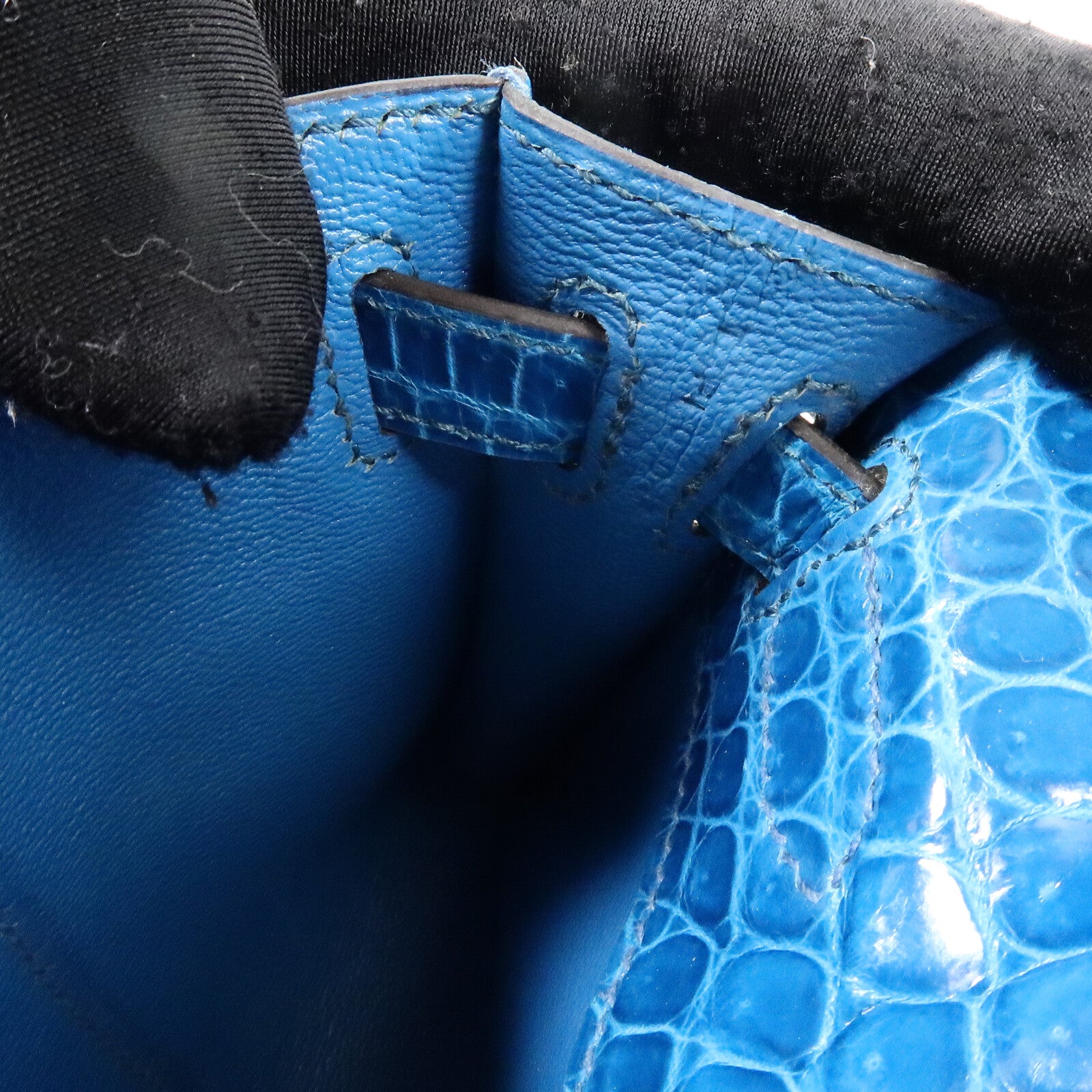 HERMES Porosus Crocodile Kelly Cut手拿包Bleu Izmir
