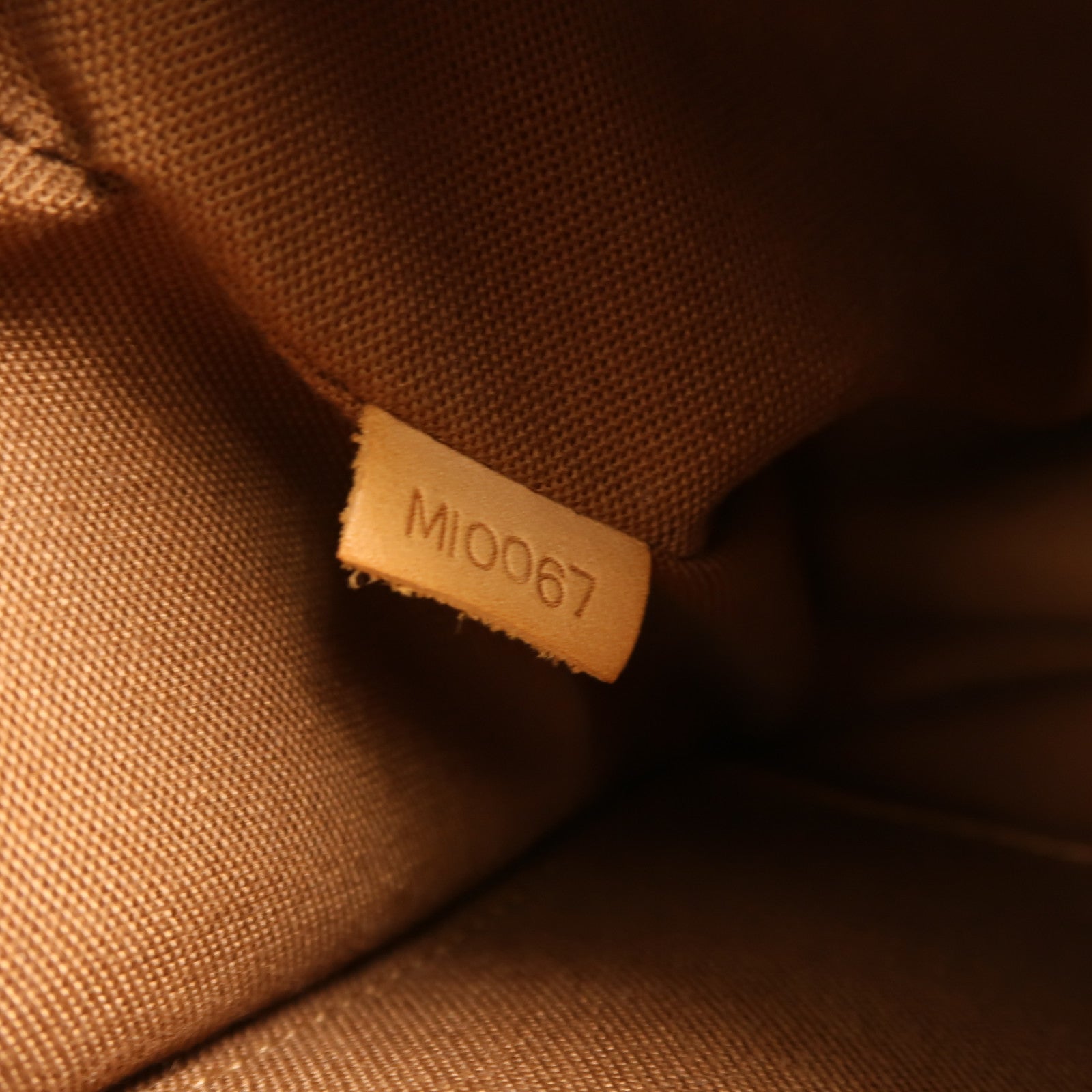 LOUIS VUITTON Monogram Bosphore金扣肩背袋