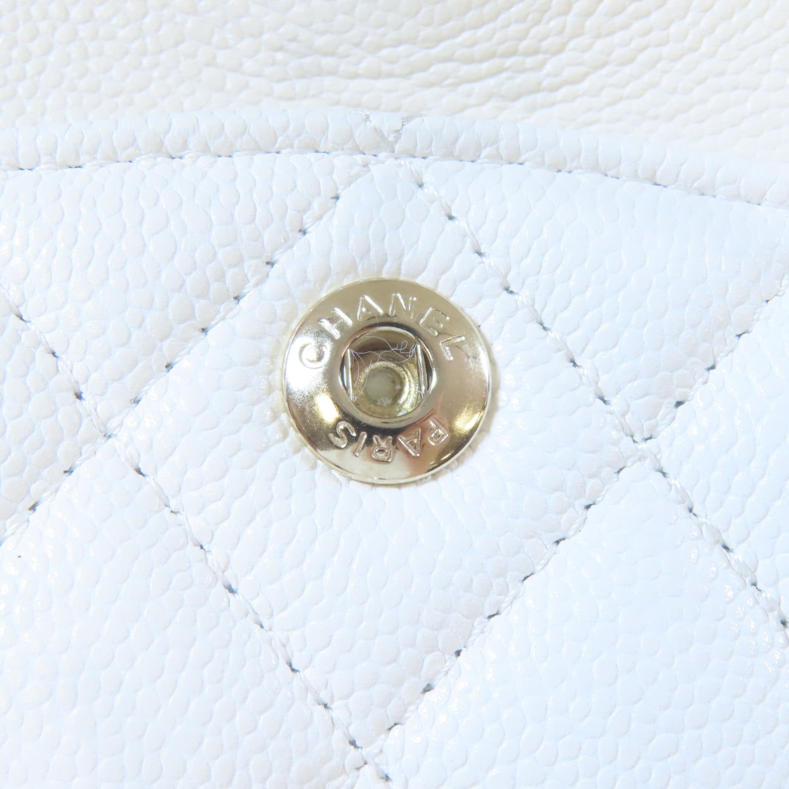 CHANEL 【激減優惠】菱格牛皮皮革Classic 23金扣鏈帶肩背袋白色