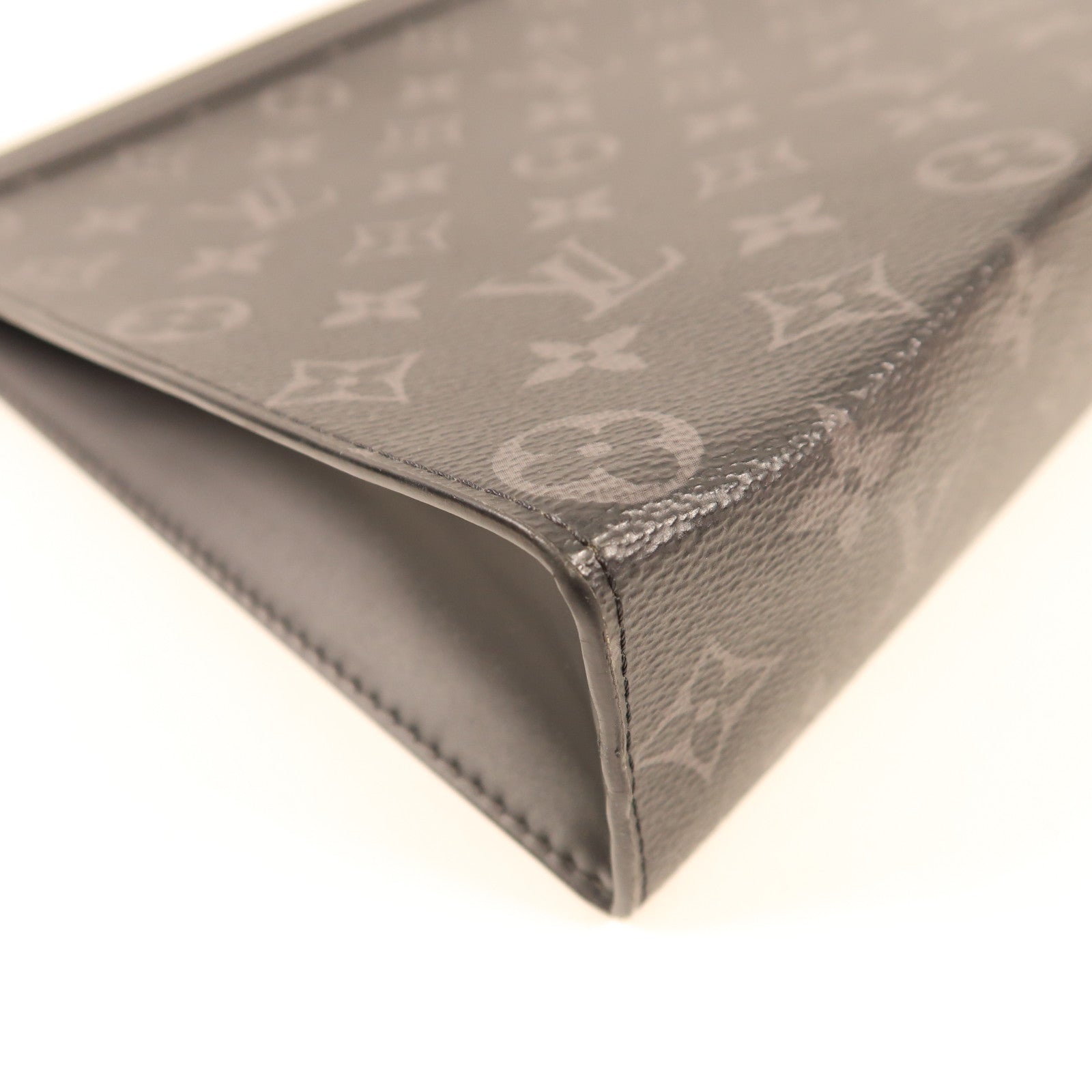 LOUIS VUITTON Monogram Eclipse Pochette Voyage MM銀扣手拿包