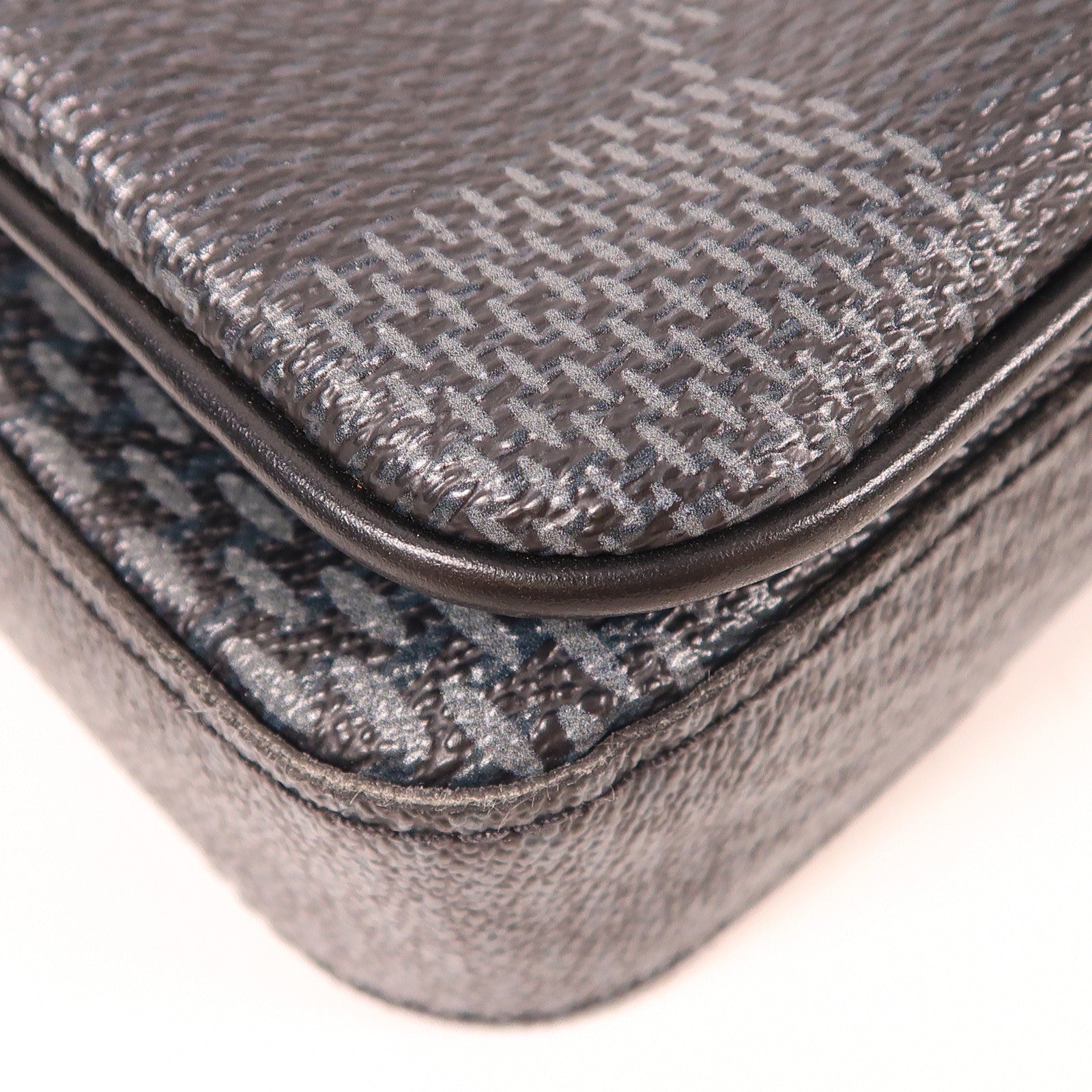 LOUIS VUITTON Damier Graphite Trio Messenger銀扣肩背袋