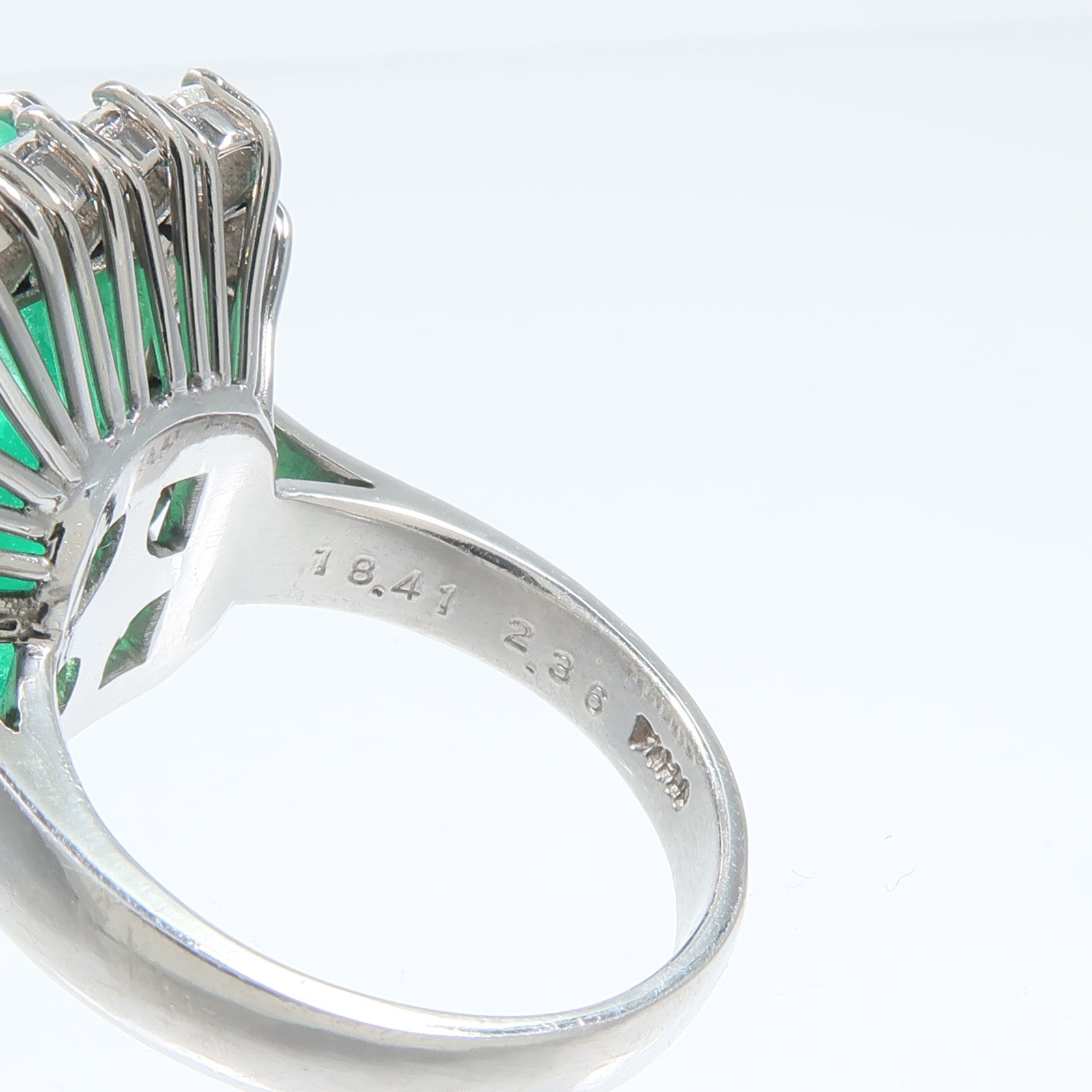 JEWELRY PT850鉑金Emerald Diamond Ring綠寶石/鑽石戒指