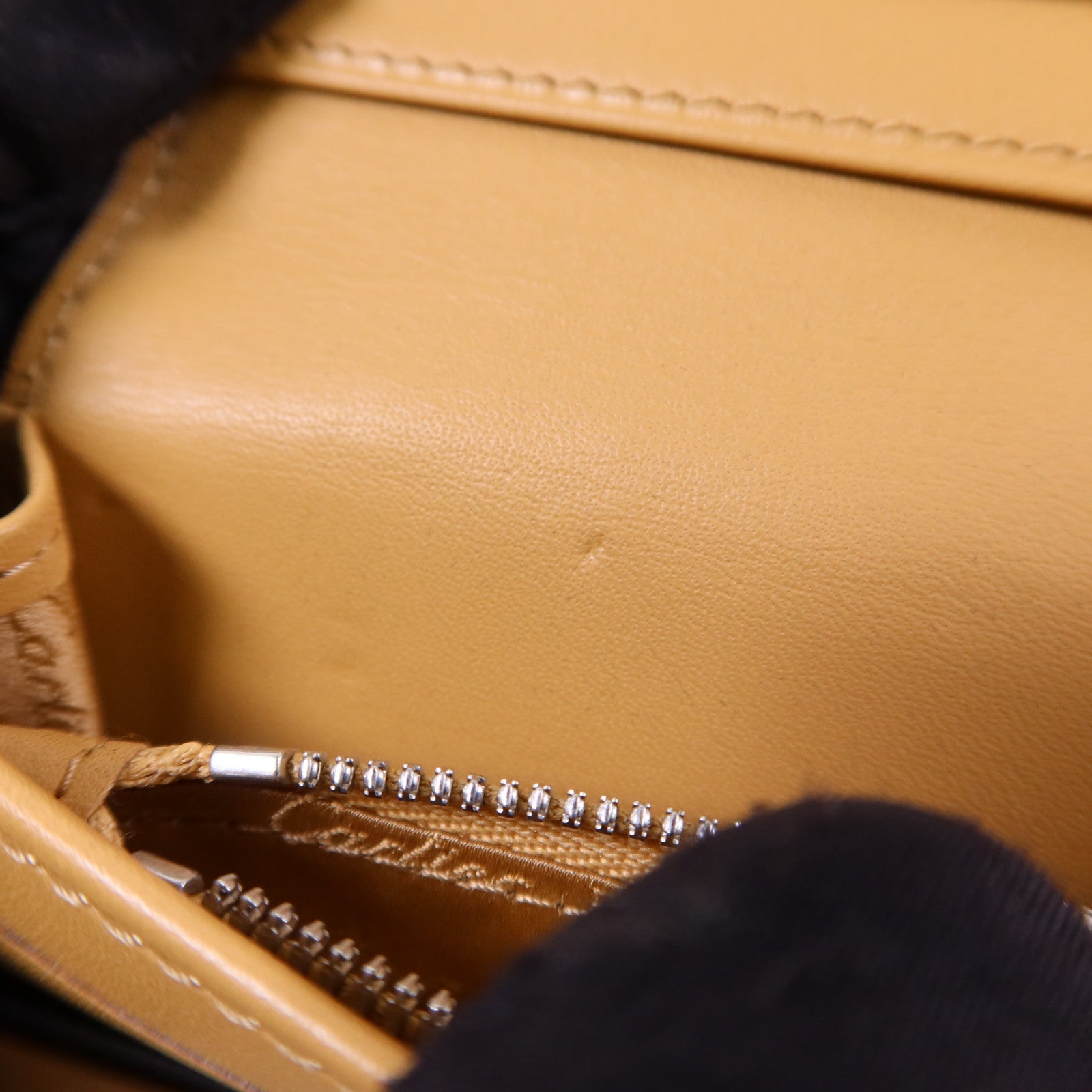 CARTIER 牛皮皮革Bifold Wallet銀扣長錢包